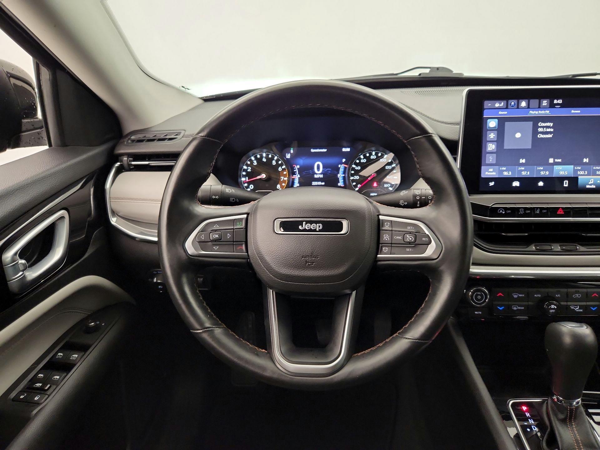 Thumbnail: 2022 Jeep Compass - 10