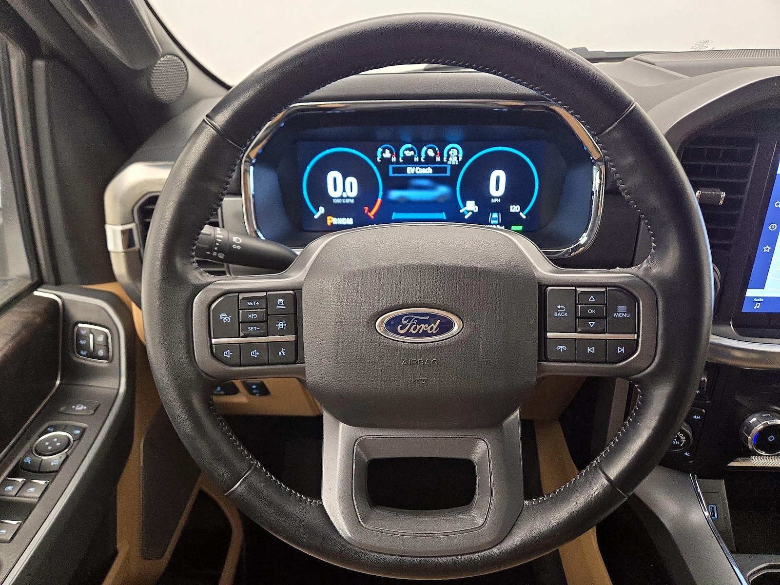 2023 Ford F-150 Lariat - Photo 11