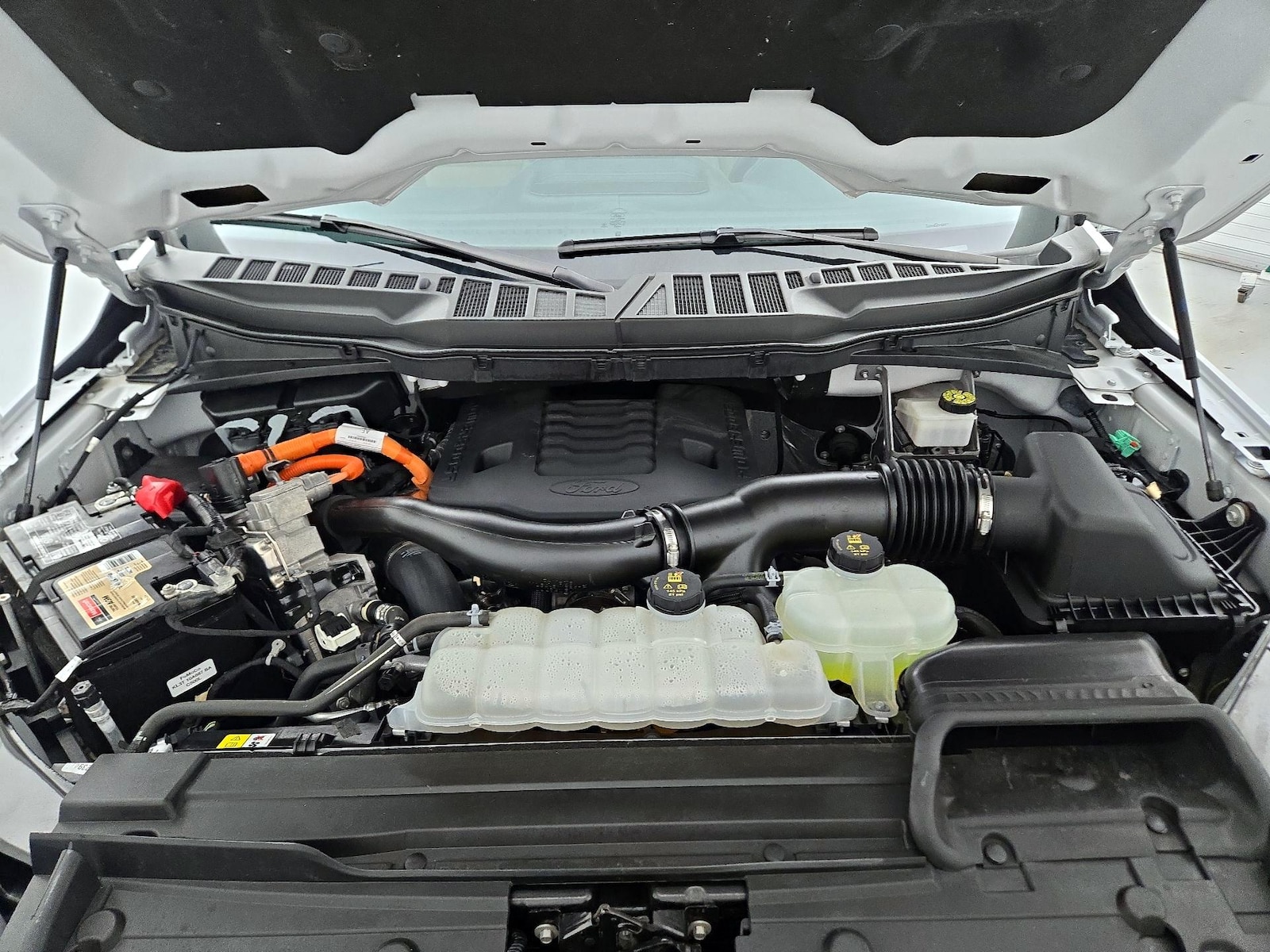2023 Ford F-150 Lariat - Photo 23