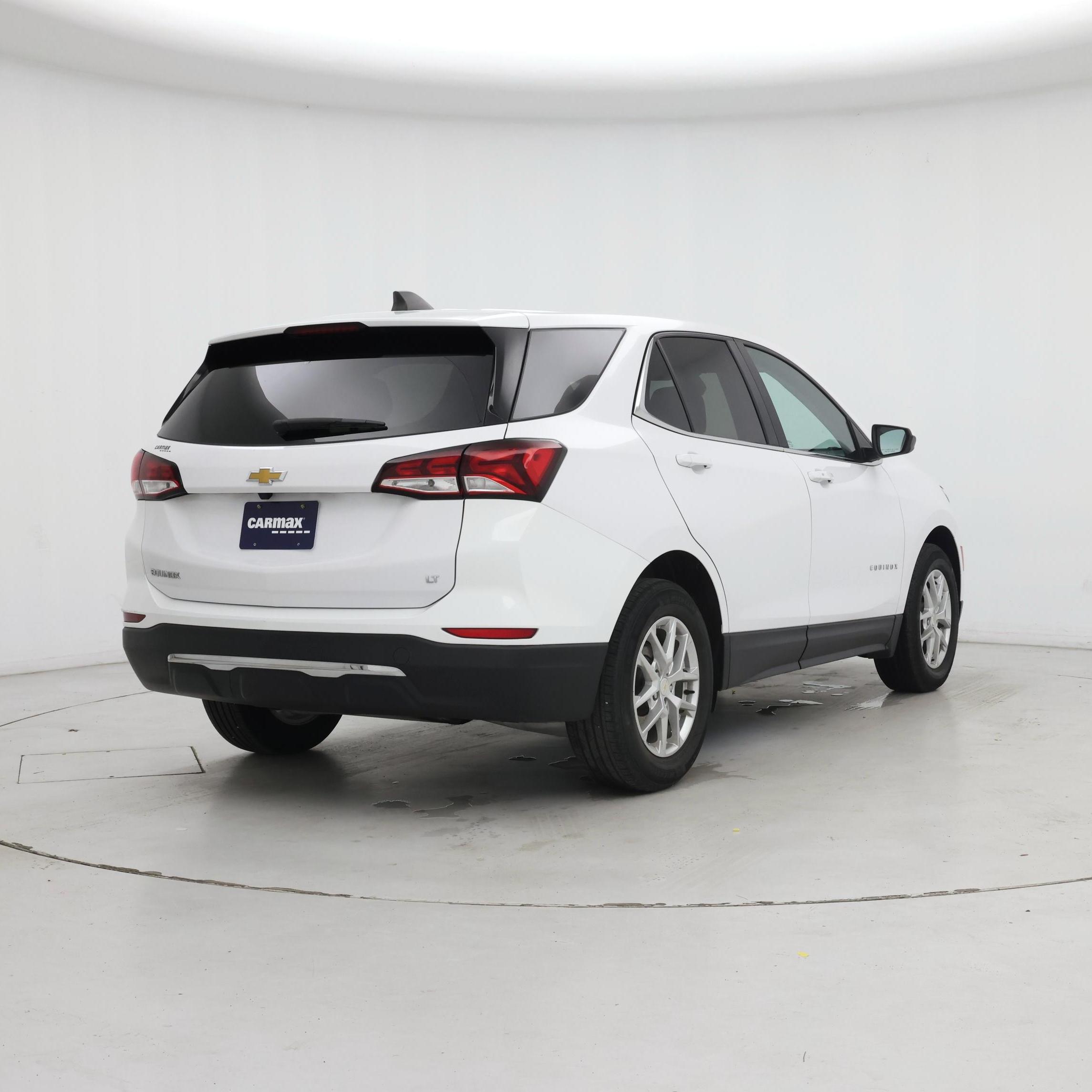 Thumbnail: 2022 Chevrolet Equinox - 8