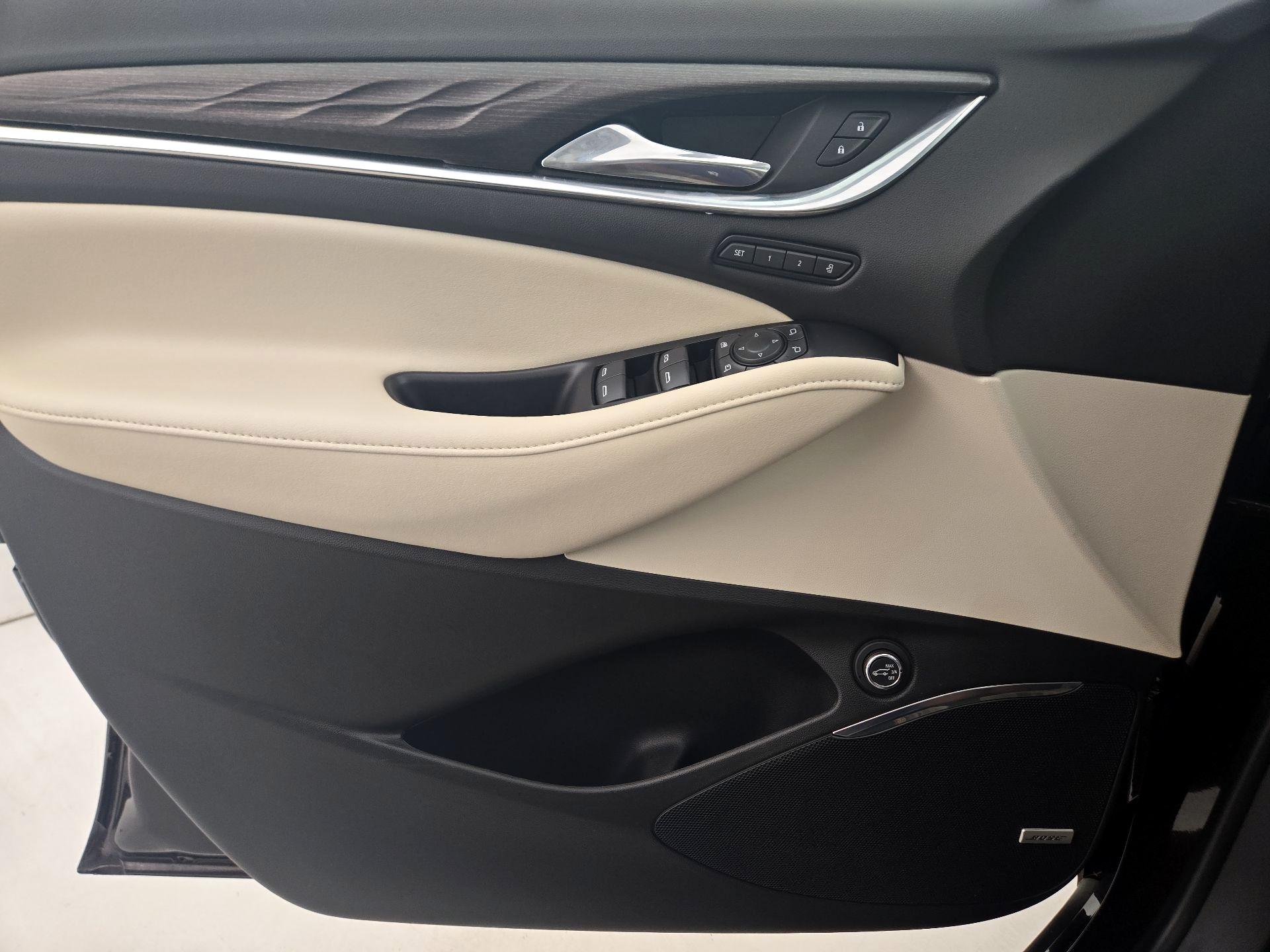 Thumbnail: 2023 Buick Enclave - 12