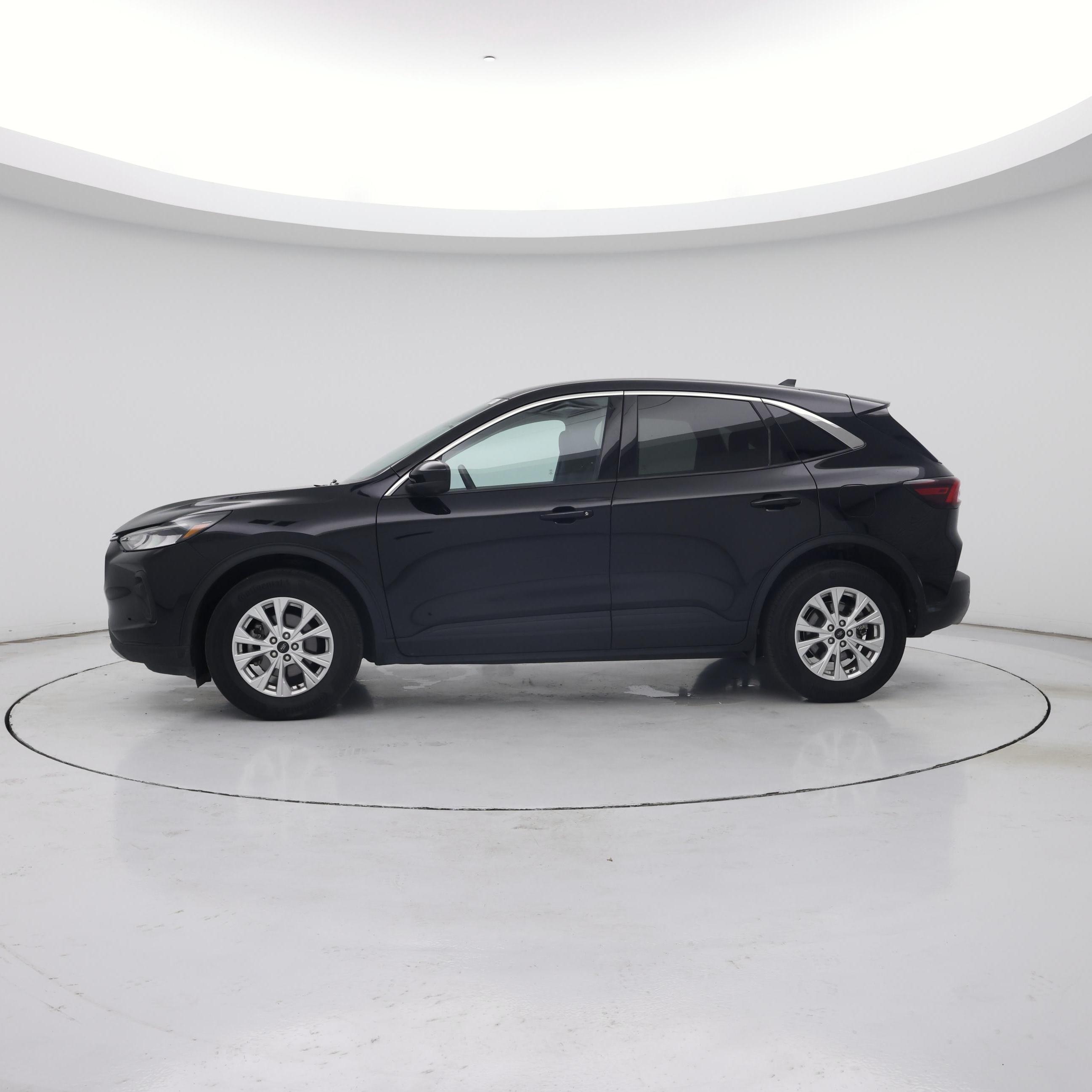 Thumbnail: 2024 Ford Escape - 3