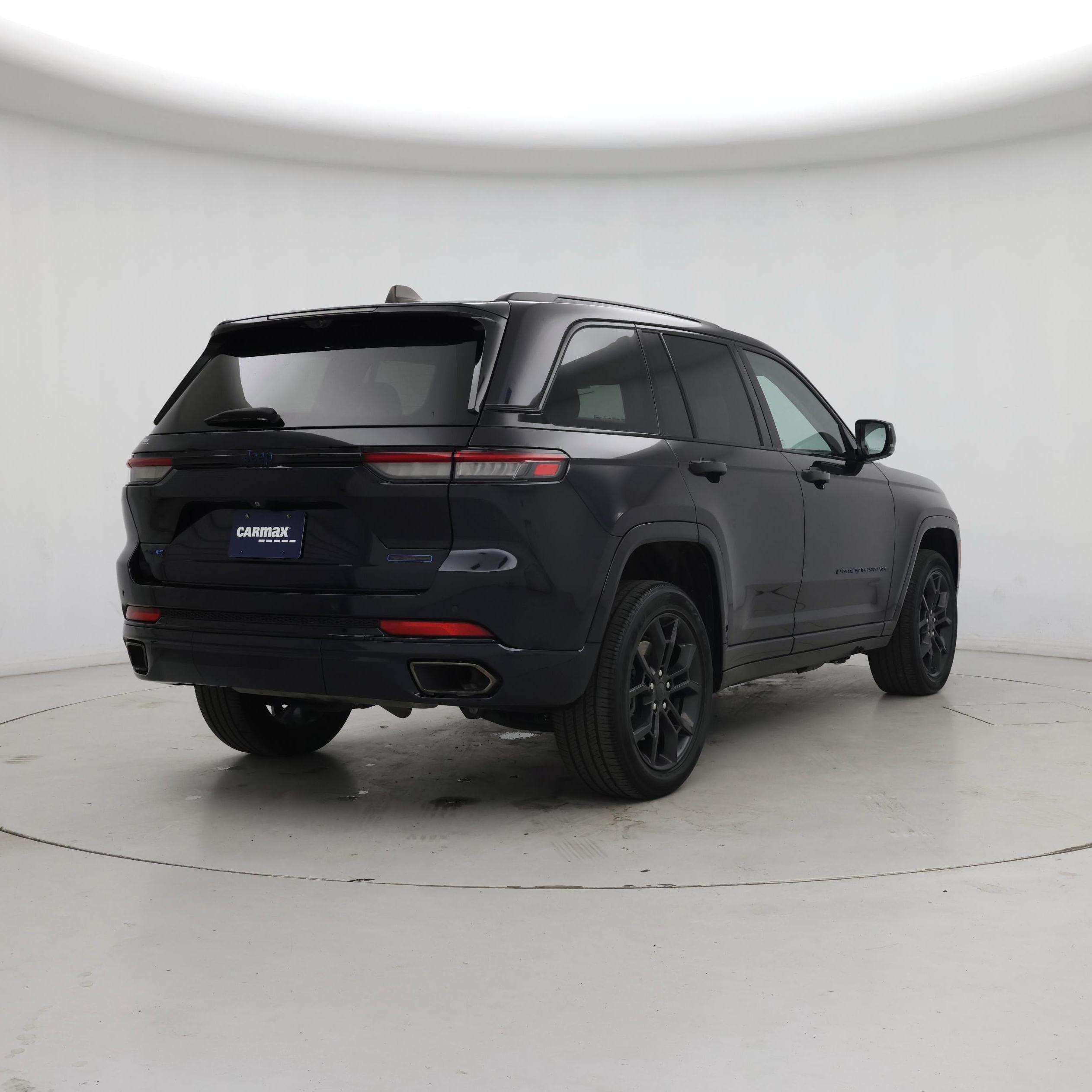Thumbnail: 2023 Jeep Grand Cherokee - 8