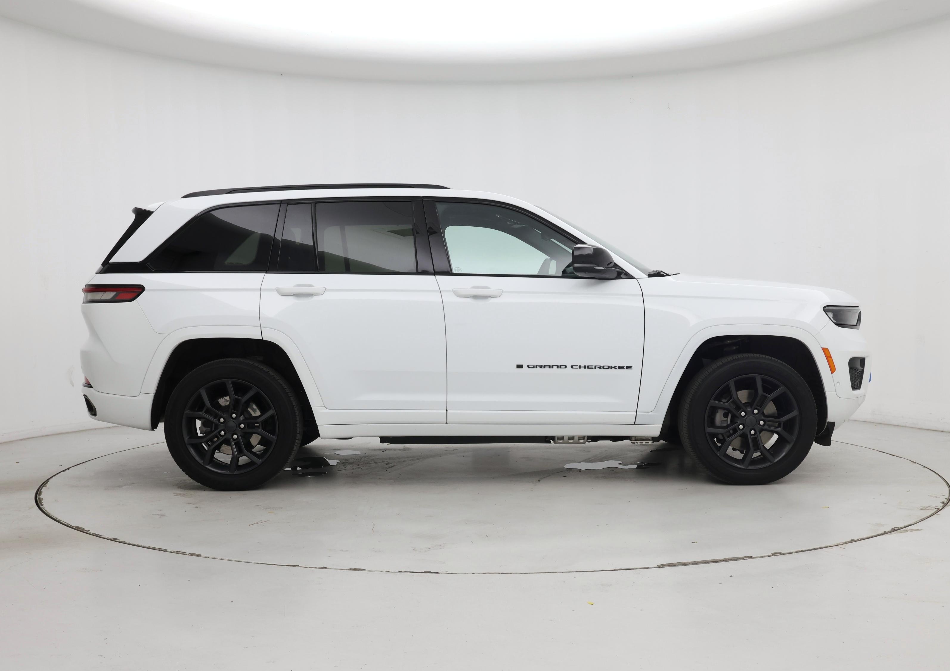 Thumbnail: 2025 Jeep Grand Cherokee - 7
