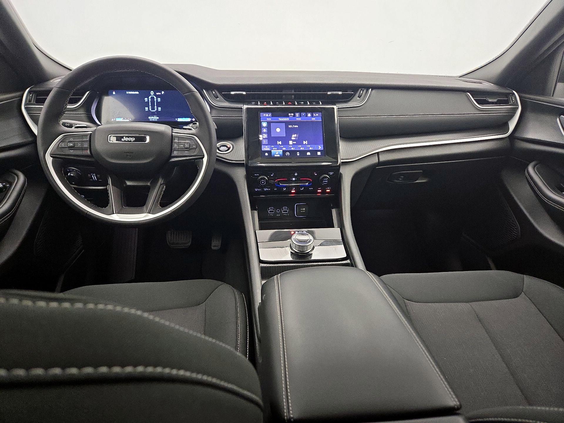 Thumbnail: 2024 Jeep Grand Cherokee L - 9