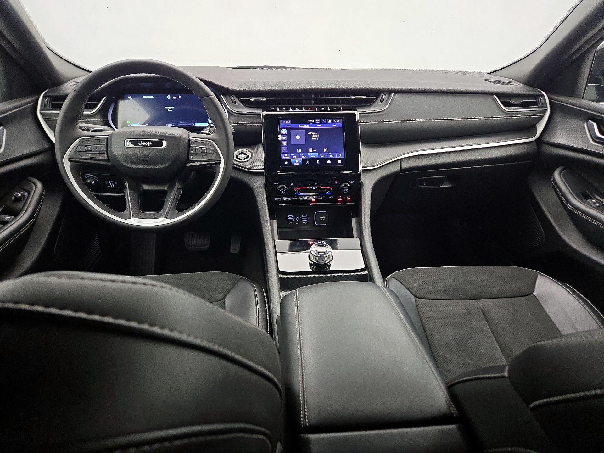 Thumbnail: 2024 Jeep Grand Cherokee L - 9