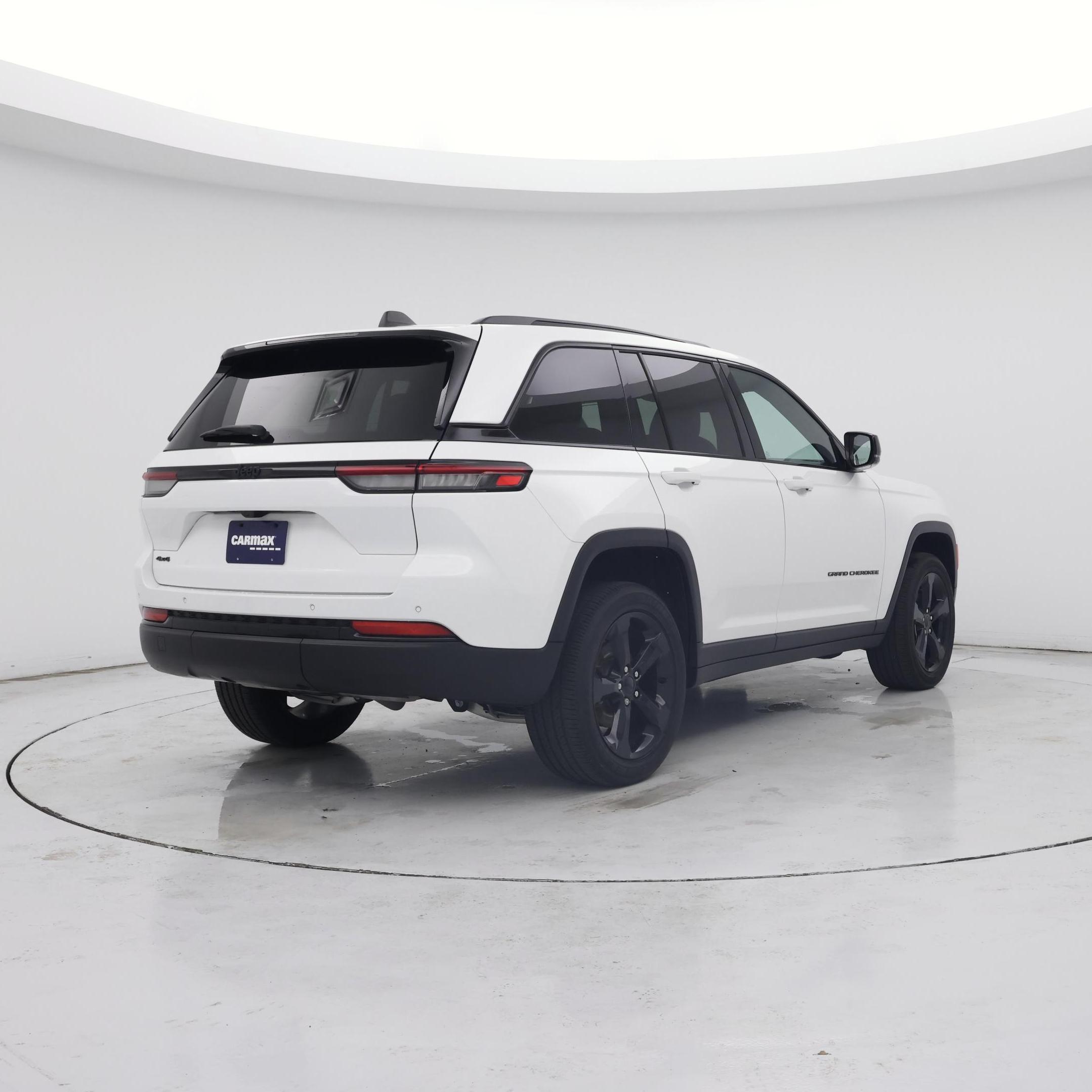 Thumbnail: 2024 Jeep Grand Cherokee - 8