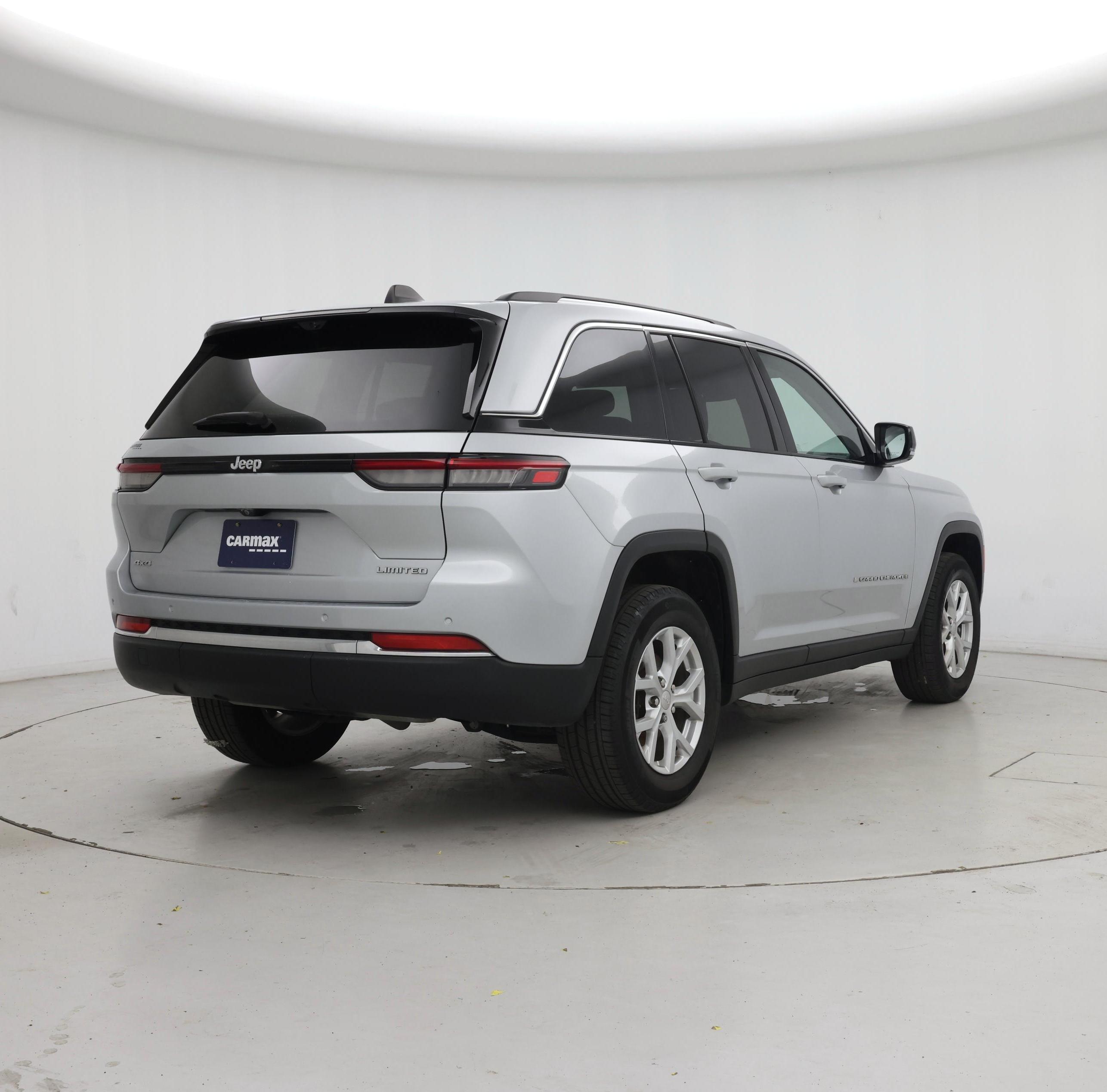 Thumbnail: 2024 Jeep Grand Cherokee - 8