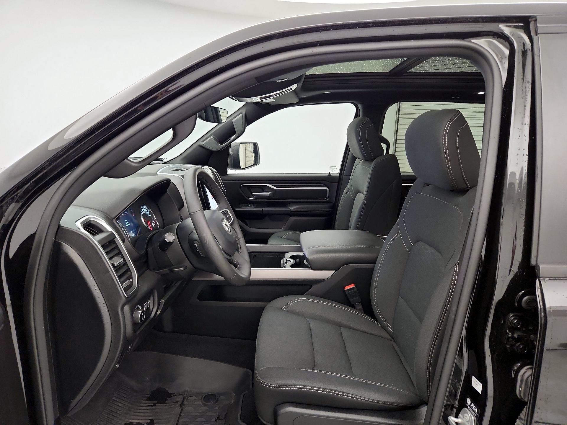 Thumbnail: 2025 RAM 1500 - 11