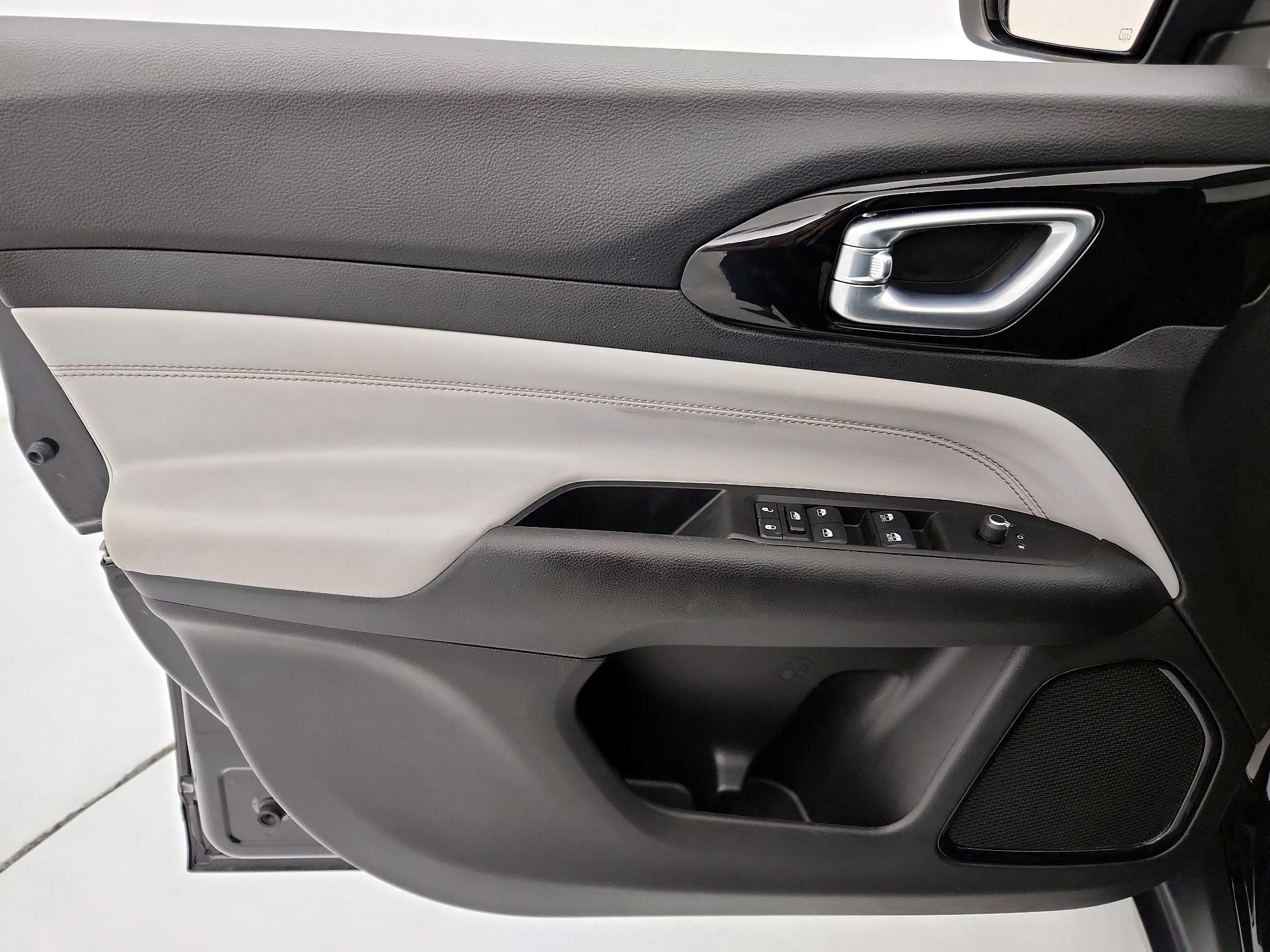 Thumbnail: 2022 Jeep Compass - 12