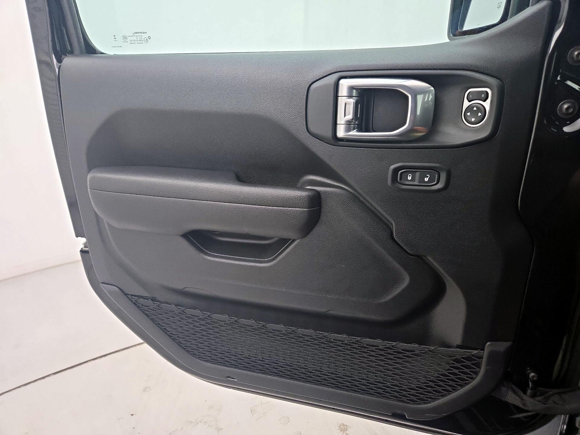 Thumbnail: 2024 Jeep Wrangler - 12