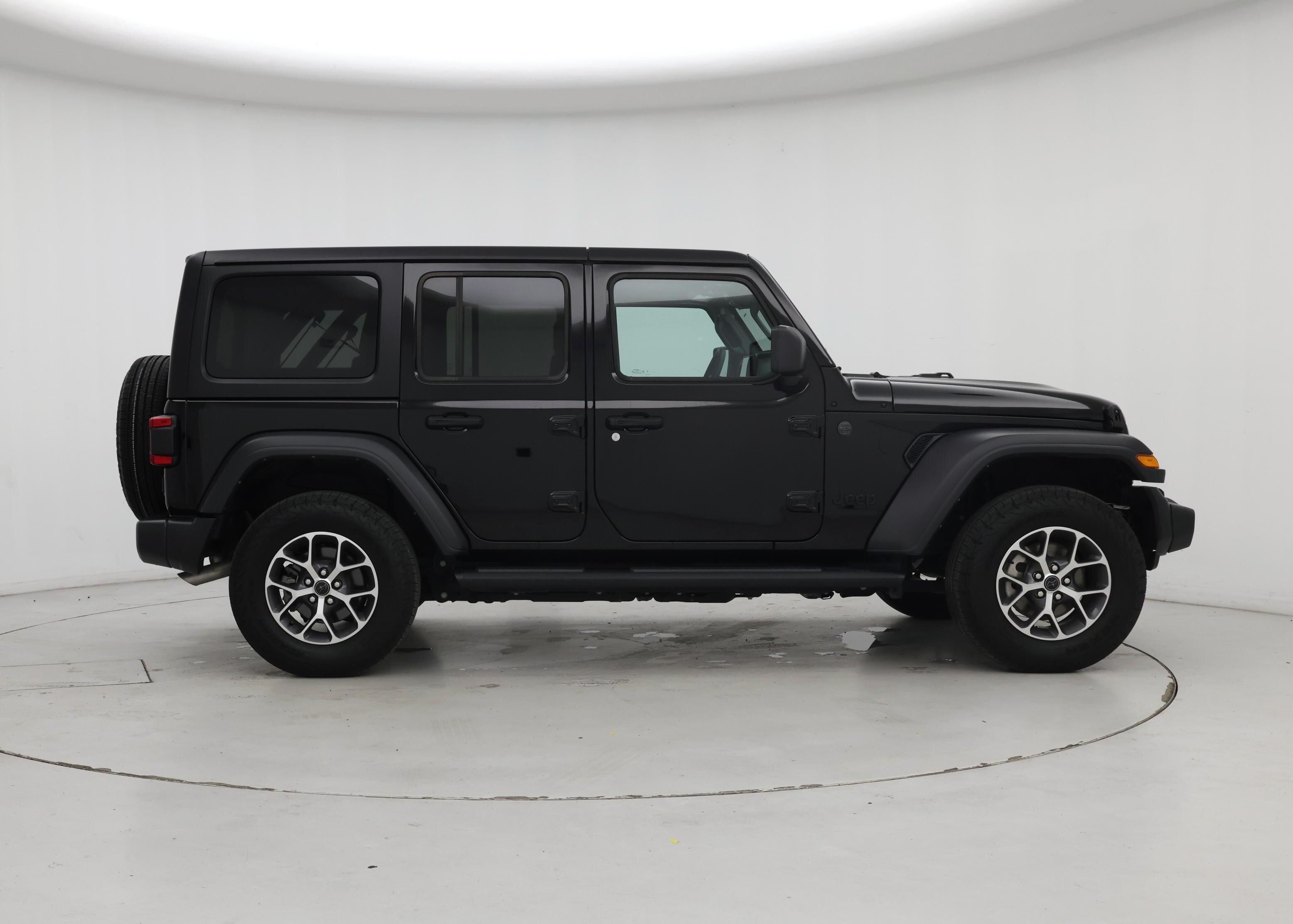 Thumbnail: 2024 Jeep Wrangler - 7
