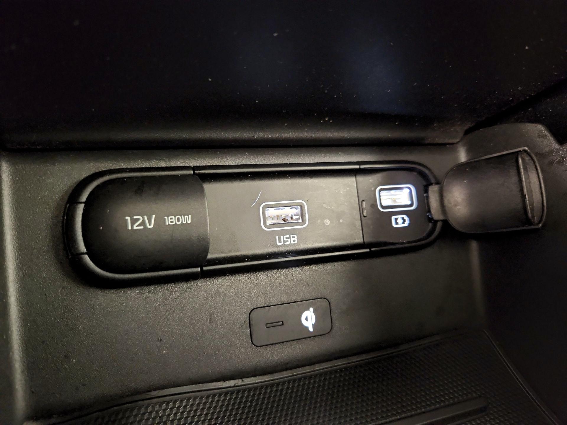 Thumbnail: 2022 Kia Telluride - 19