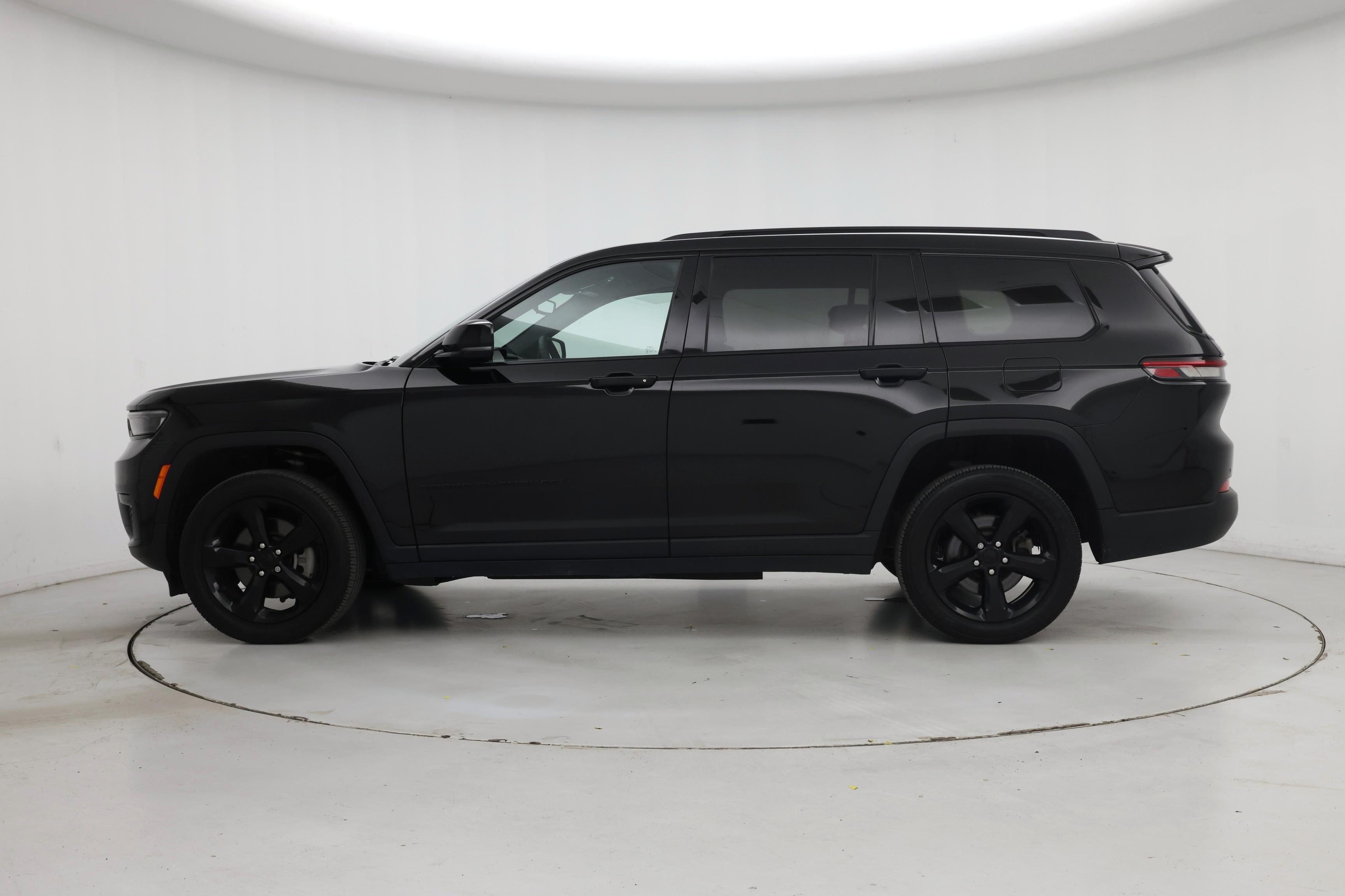 Thumbnail: 2024 Jeep Grand Cherokee L - 3