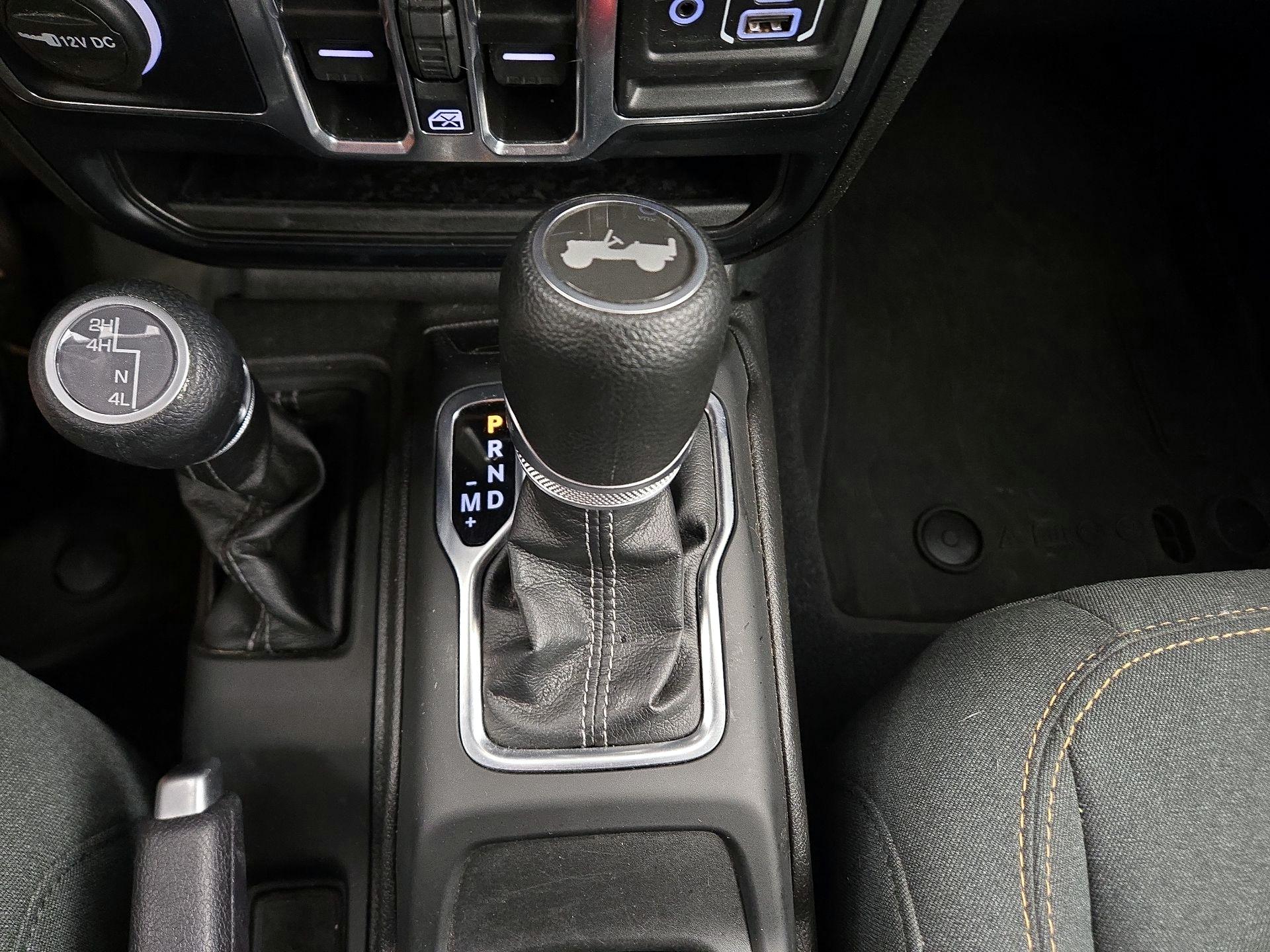 Thumbnail: 2024 Jeep Wrangler - 17