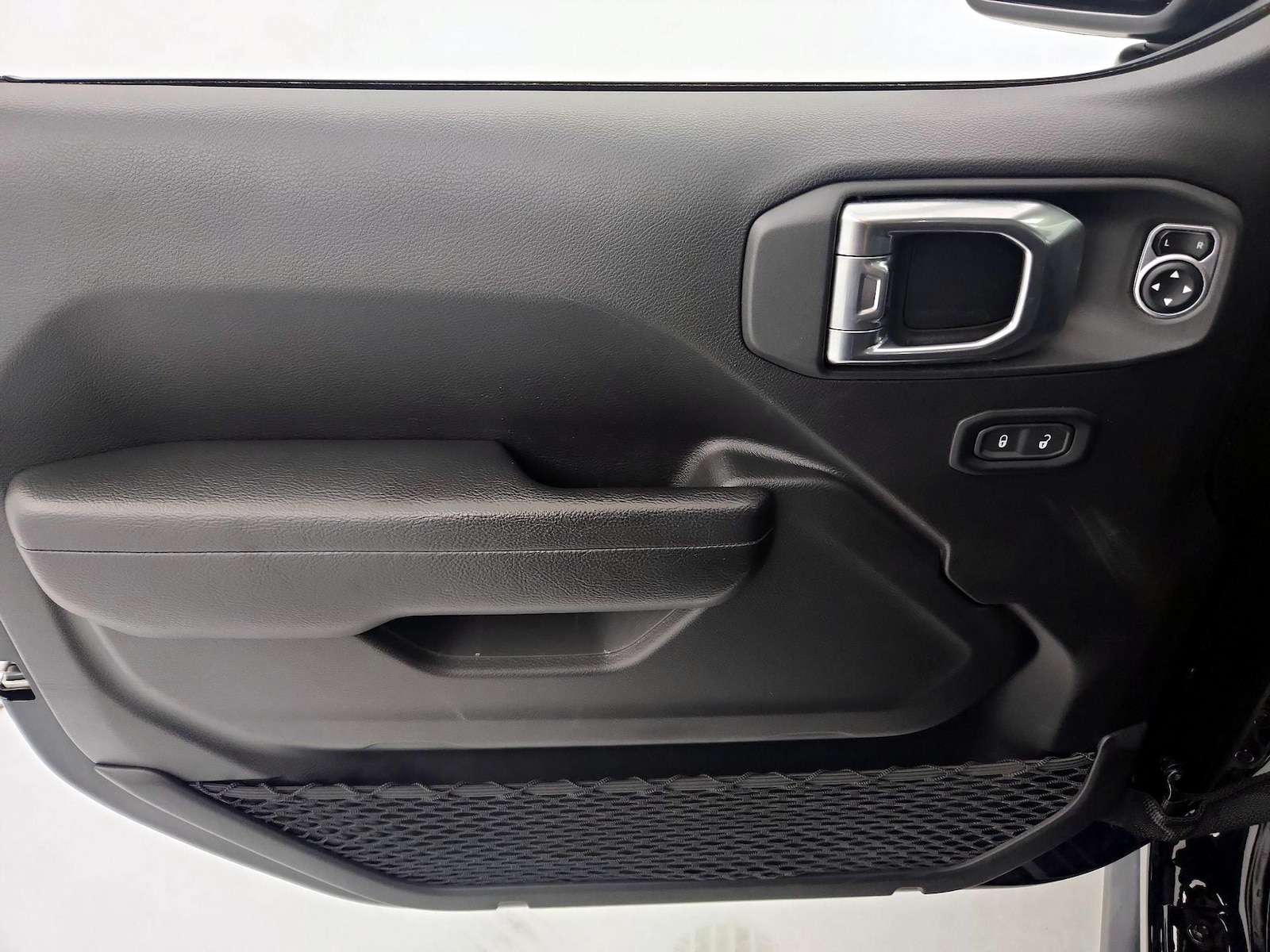 2024 Jeep Wrangler 4-Door Rubicon - Photo 13