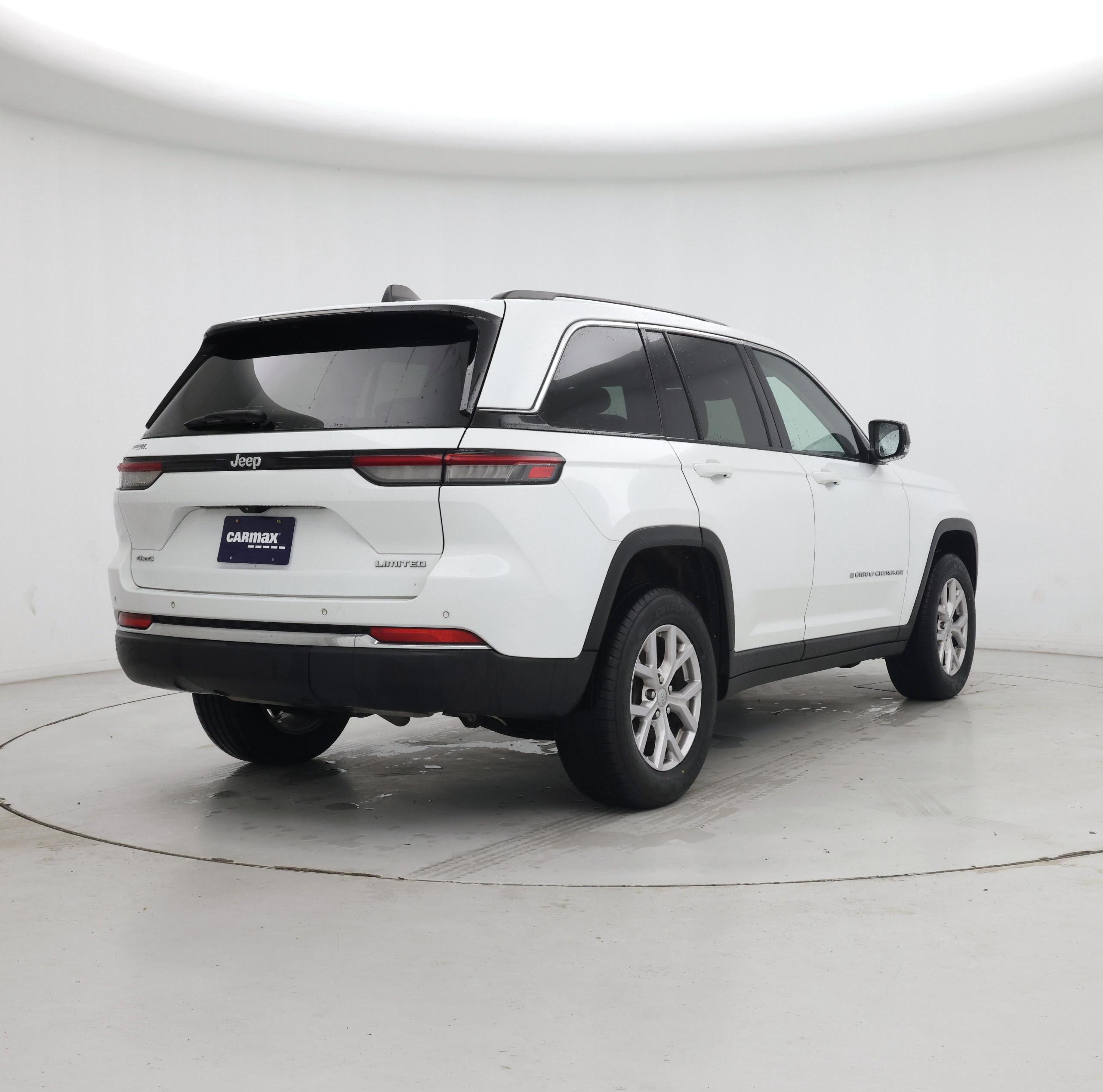 Thumbnail: 2022 Jeep Grand Cherokee - 8
