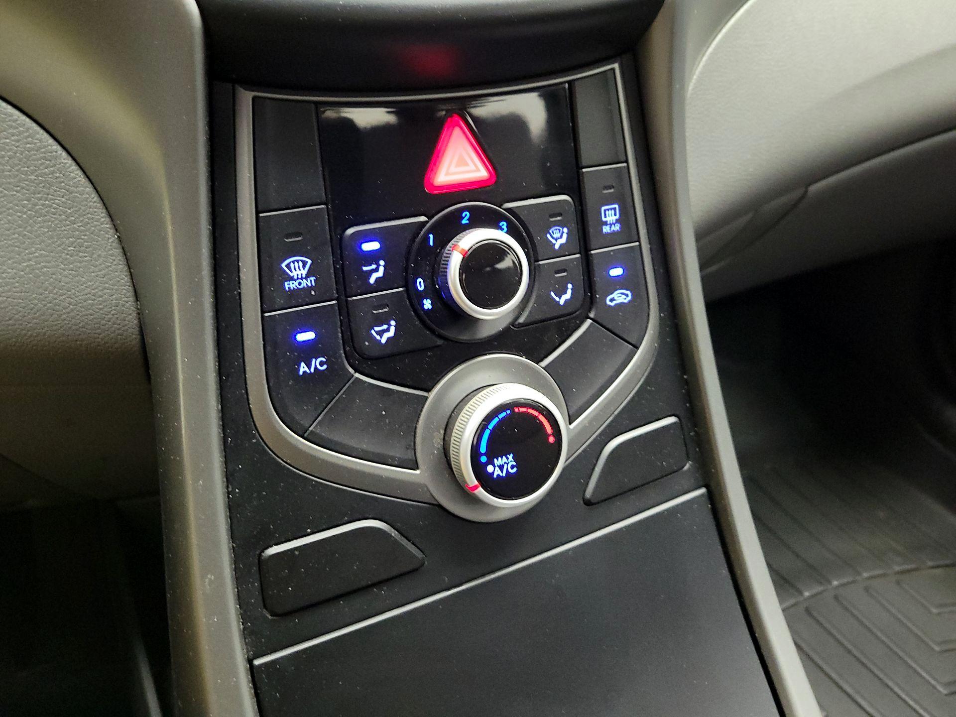 Thumbnail: 2016 Hyundai Elantra - 15