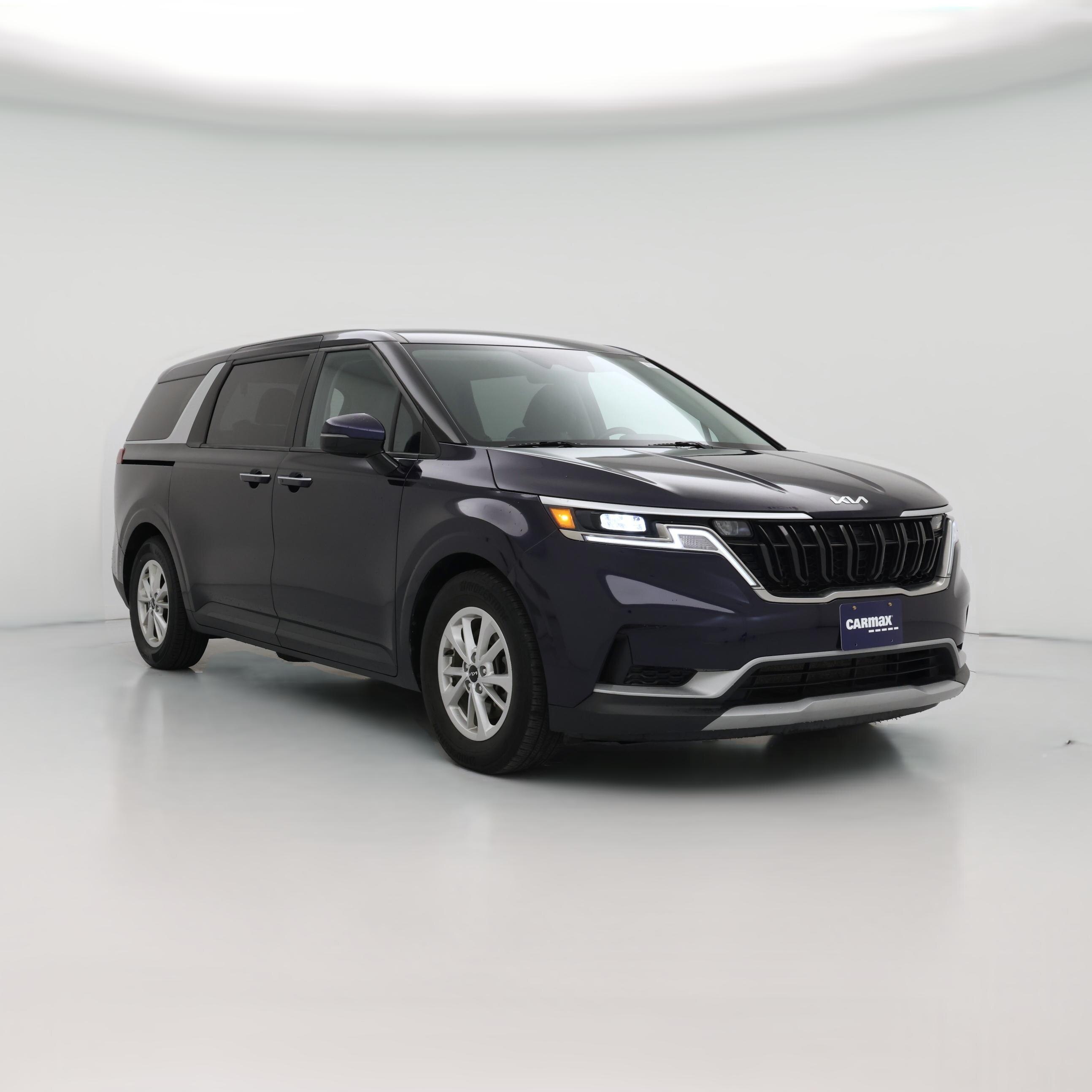Thumbnail: 2023 Kia Carnival - 1