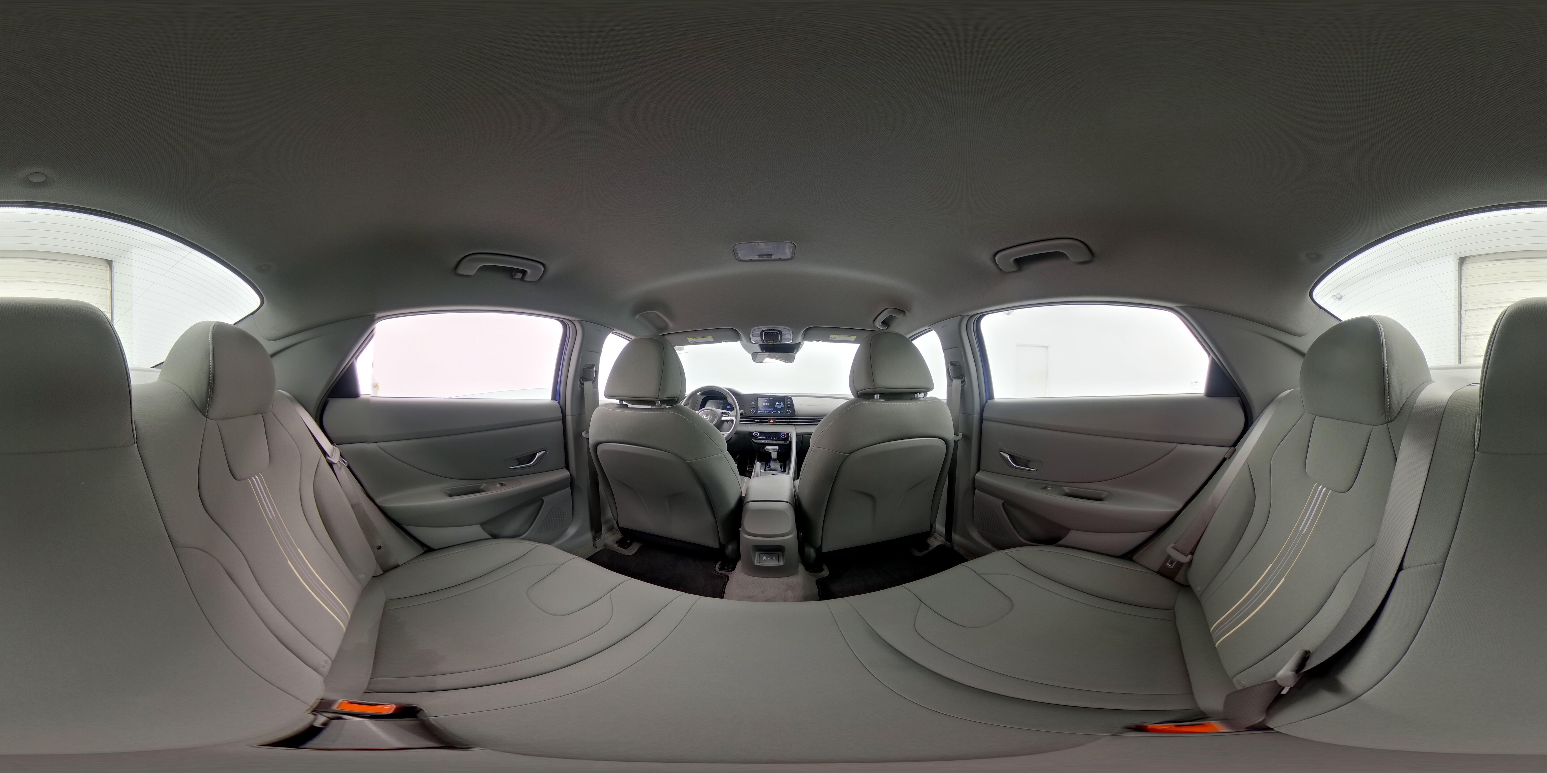 2025 Hyundai Elantra SEL - Photo 25
