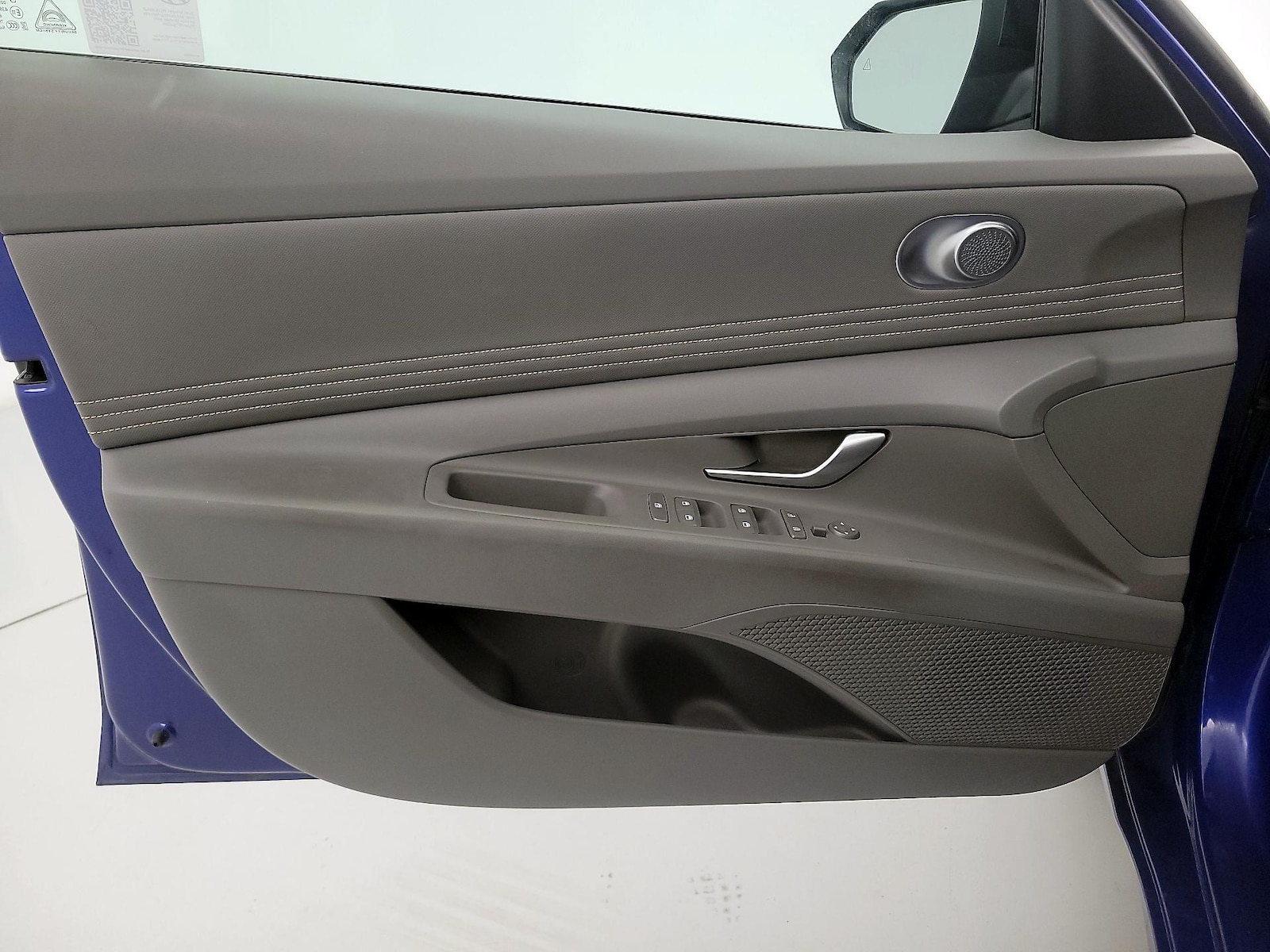 2025 Hyundai Elantra SEL - Photo 13