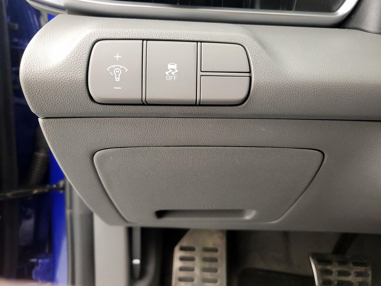 2025 Hyundai Elantra SEL - Photo 14
