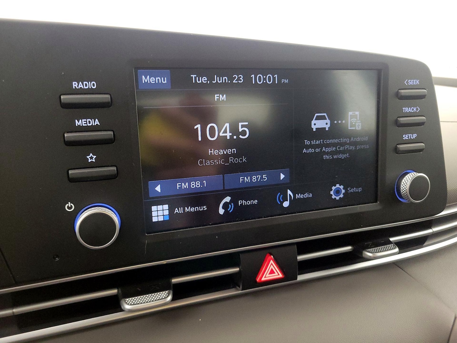2025 Hyundai Elantra SEL - Photo 16