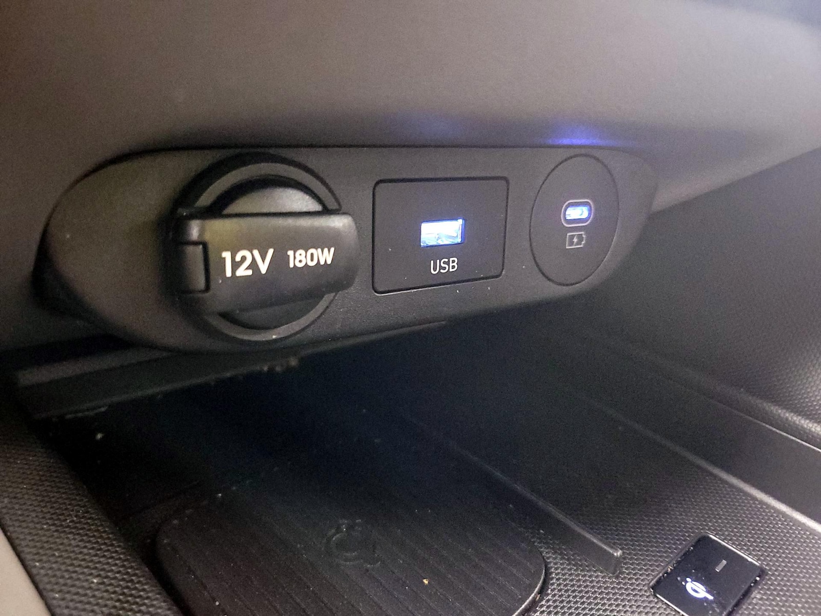 2025 Hyundai Elantra SEL - Photo 19