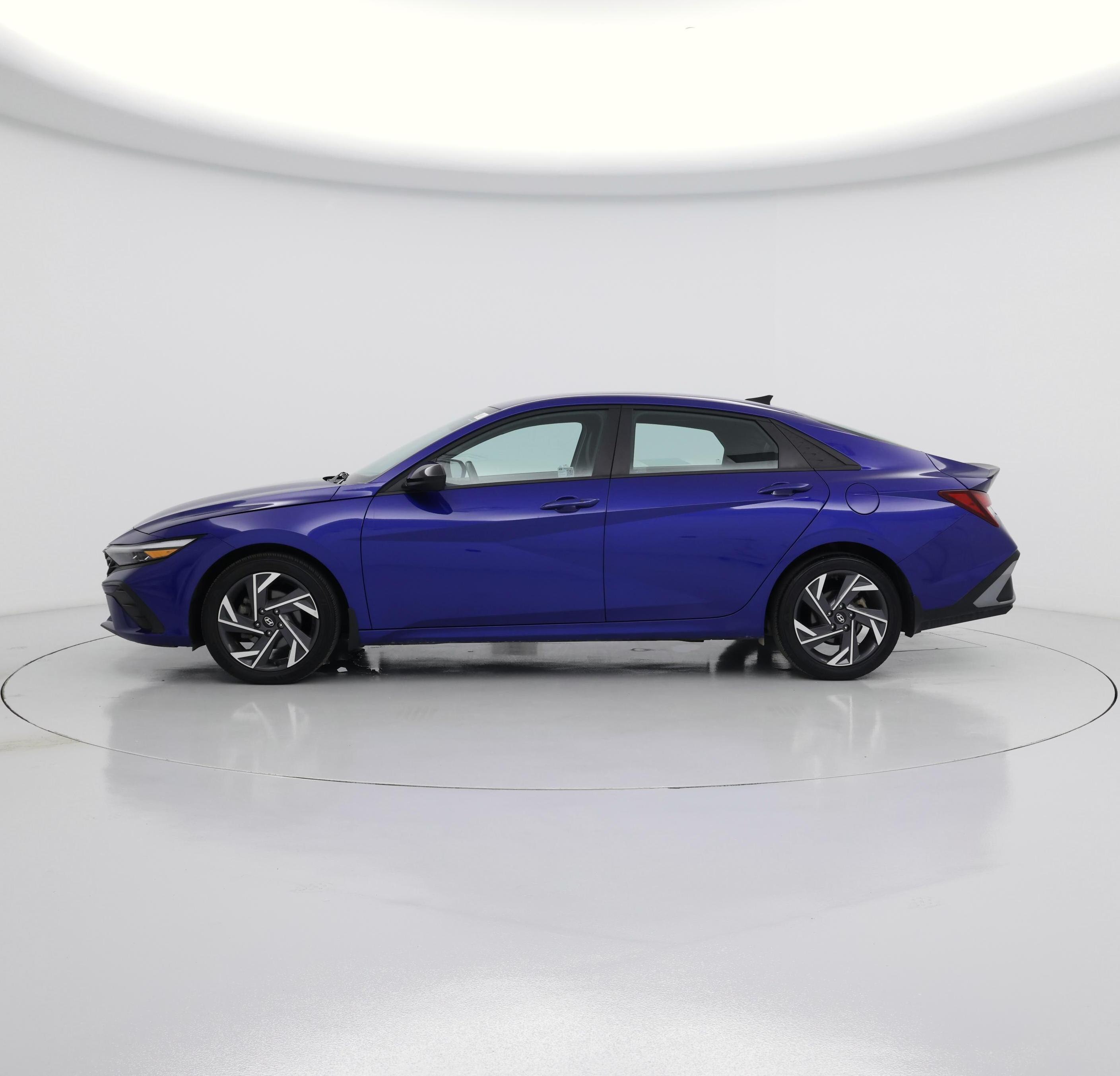 Thumbnail: 2025 Hyundai Elantra - 3