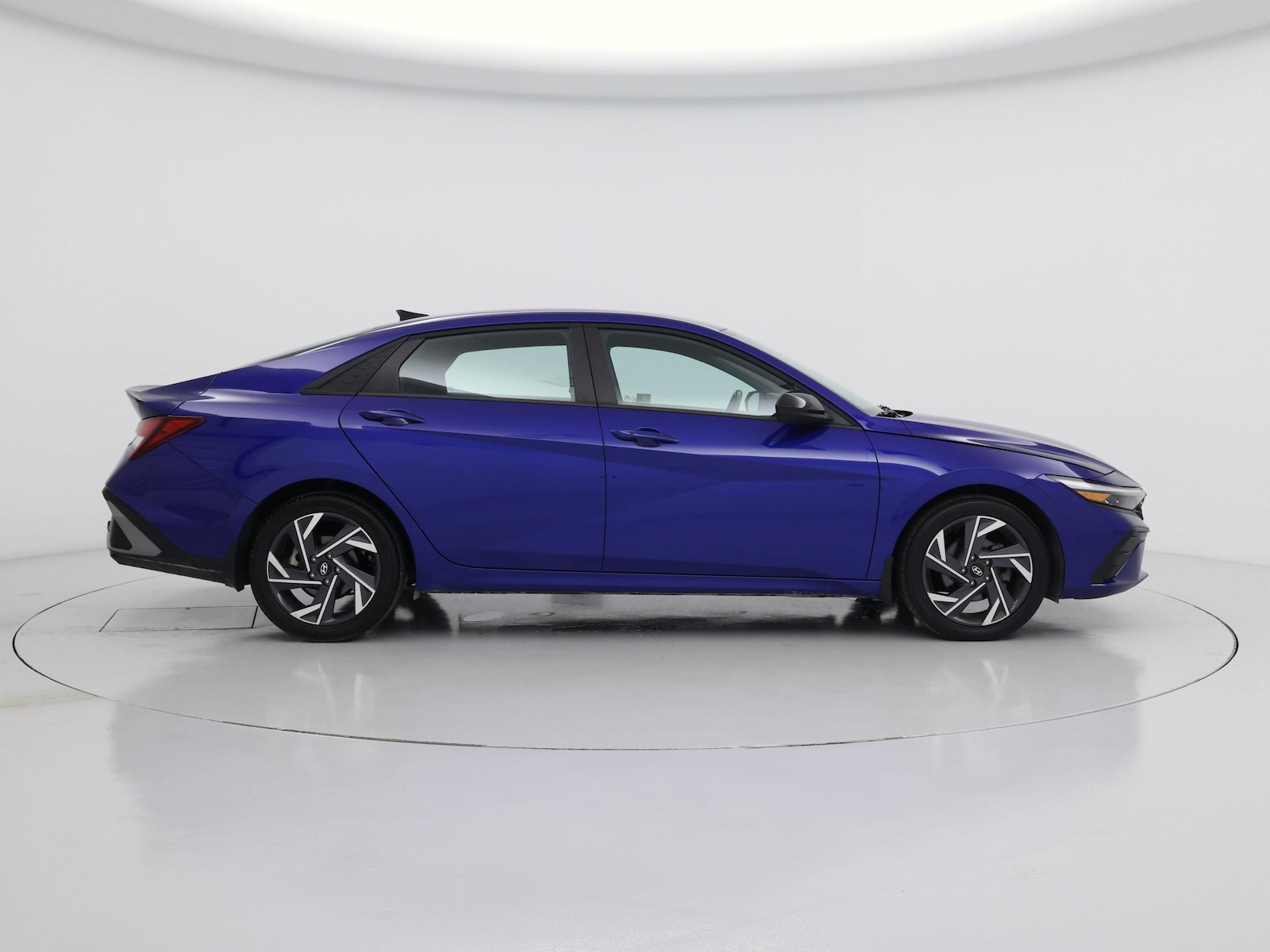 2025 Hyundai Elantra SEL - Photo 8