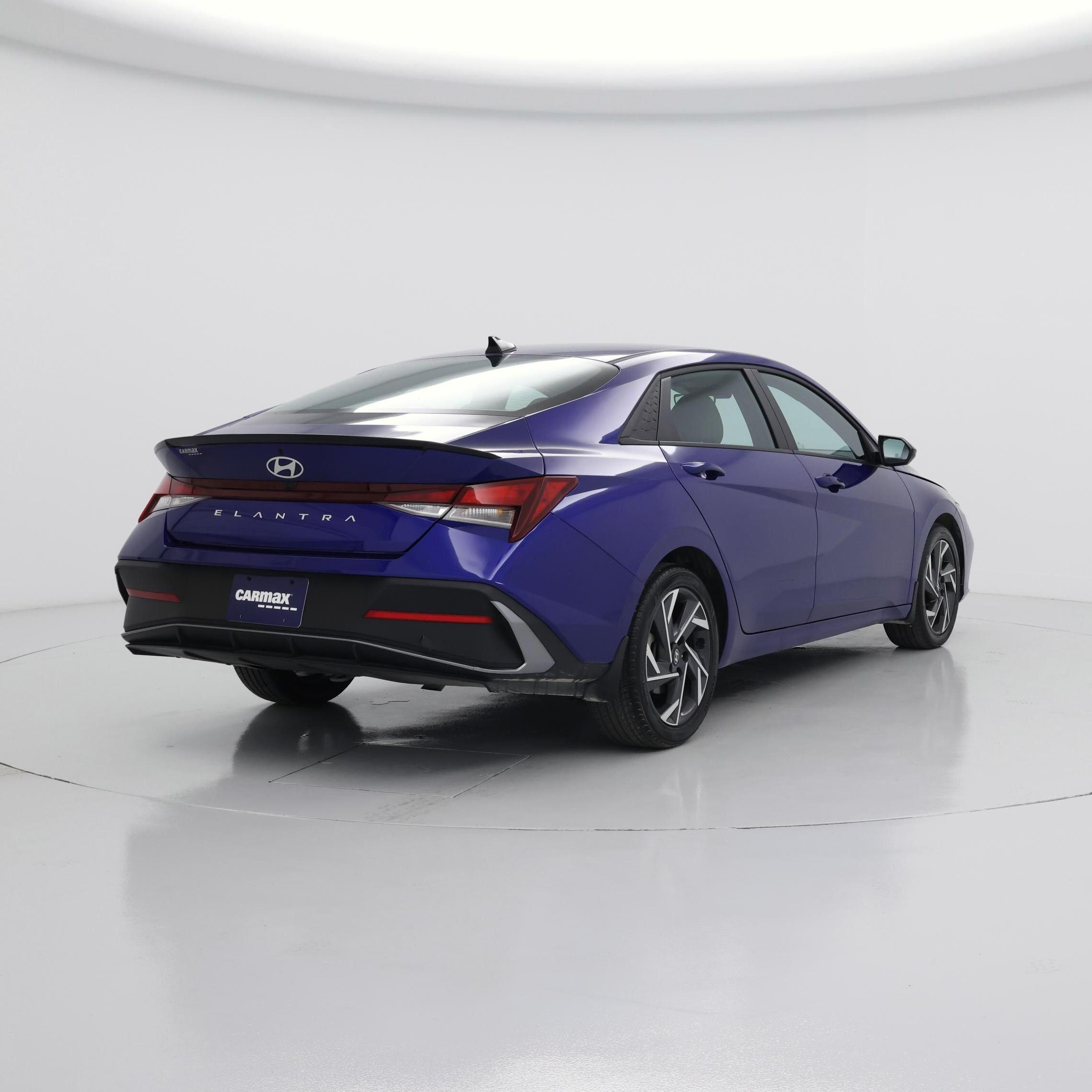 Thumbnail: 2025 Hyundai Elantra - 8