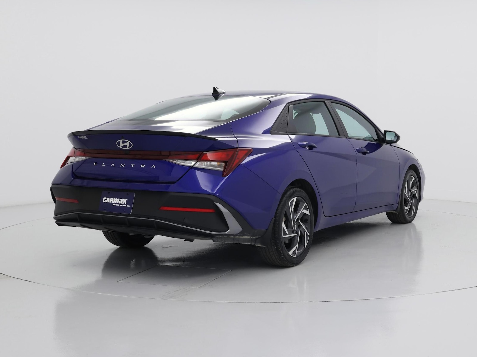 2025 Hyundai Elantra SEL - Photo 9