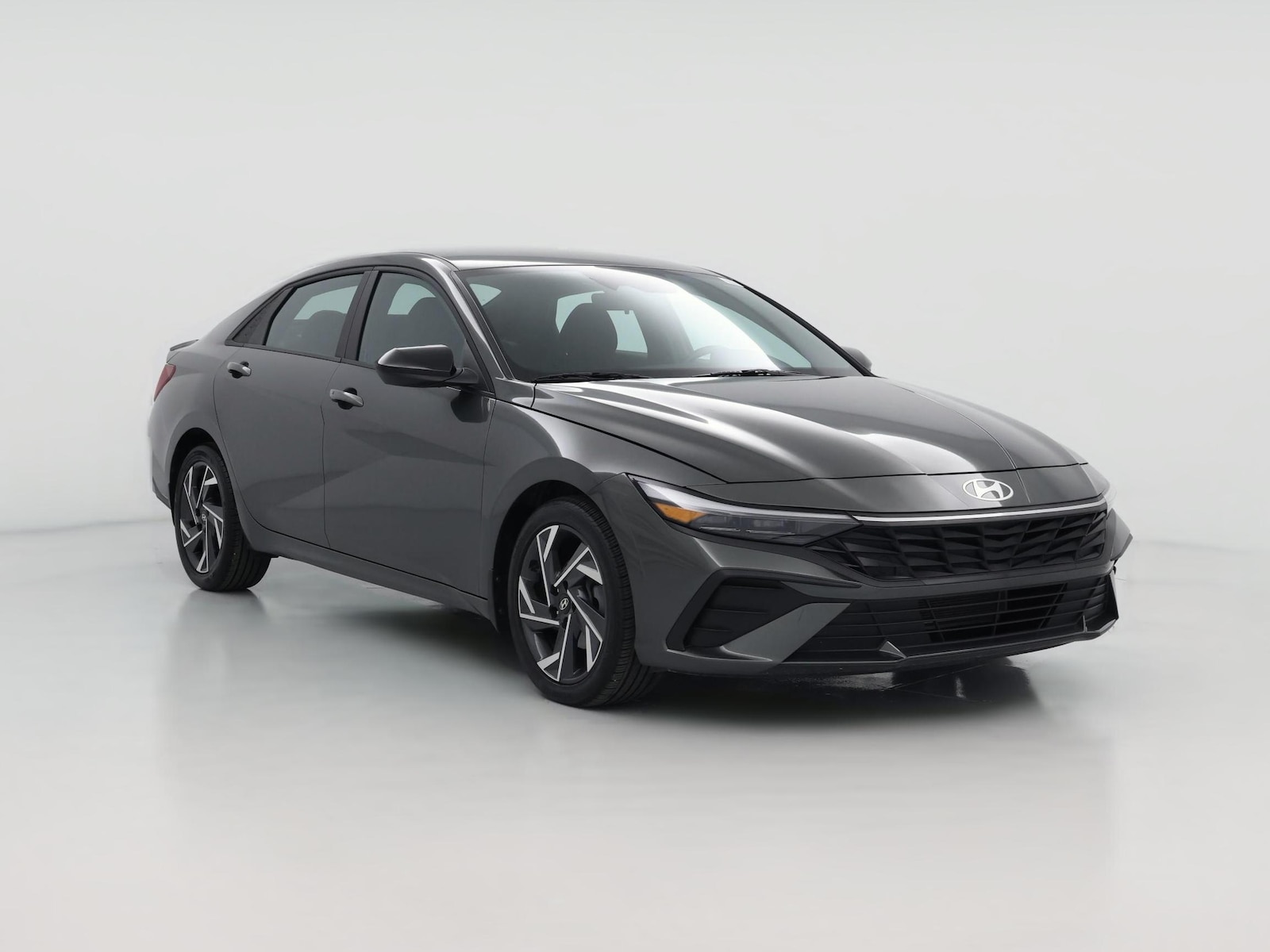 2025 Hyundai Elantra SEL - Photo 1