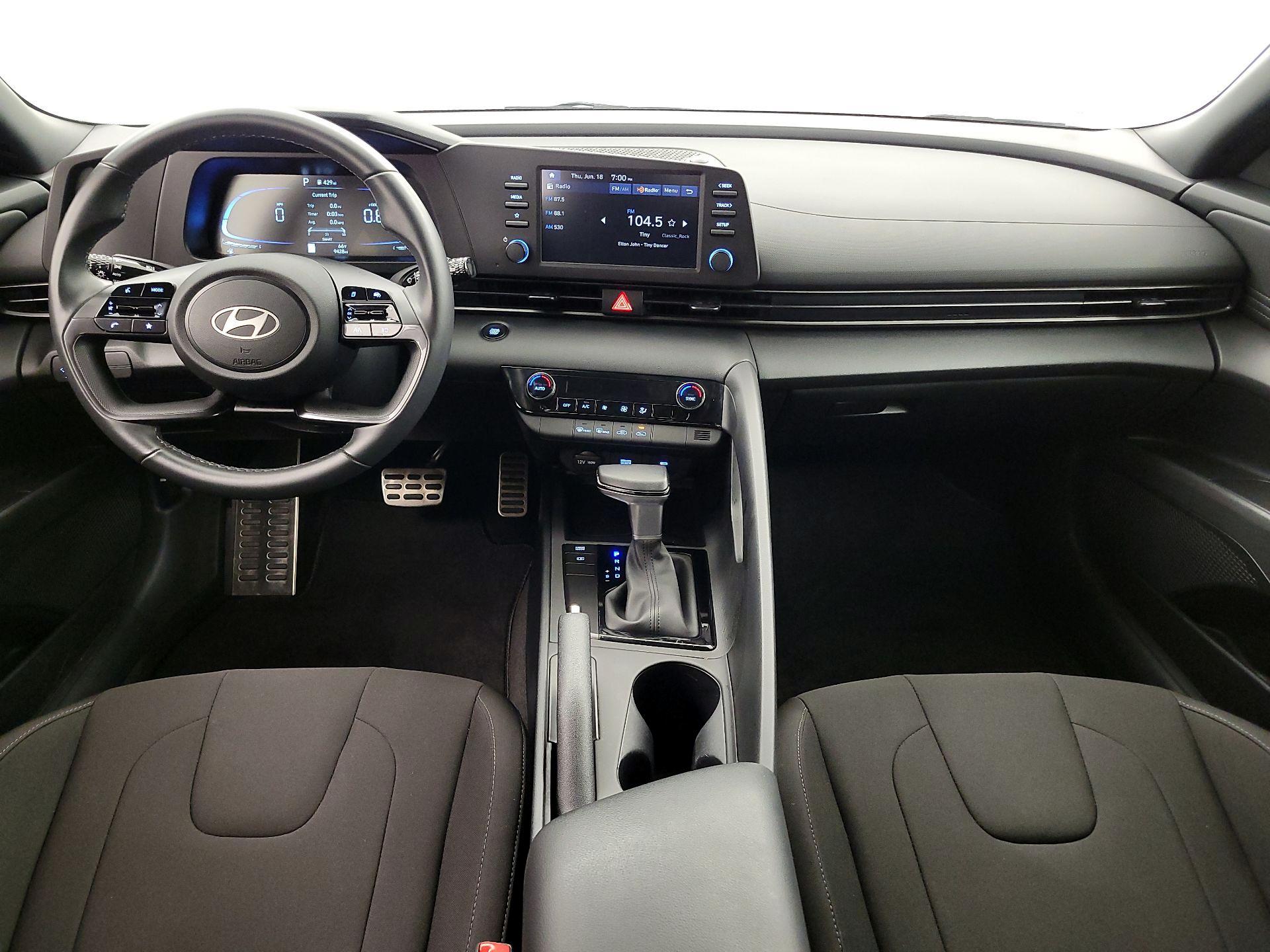 Thumbnail: 2025 Hyundai Elantra - 9