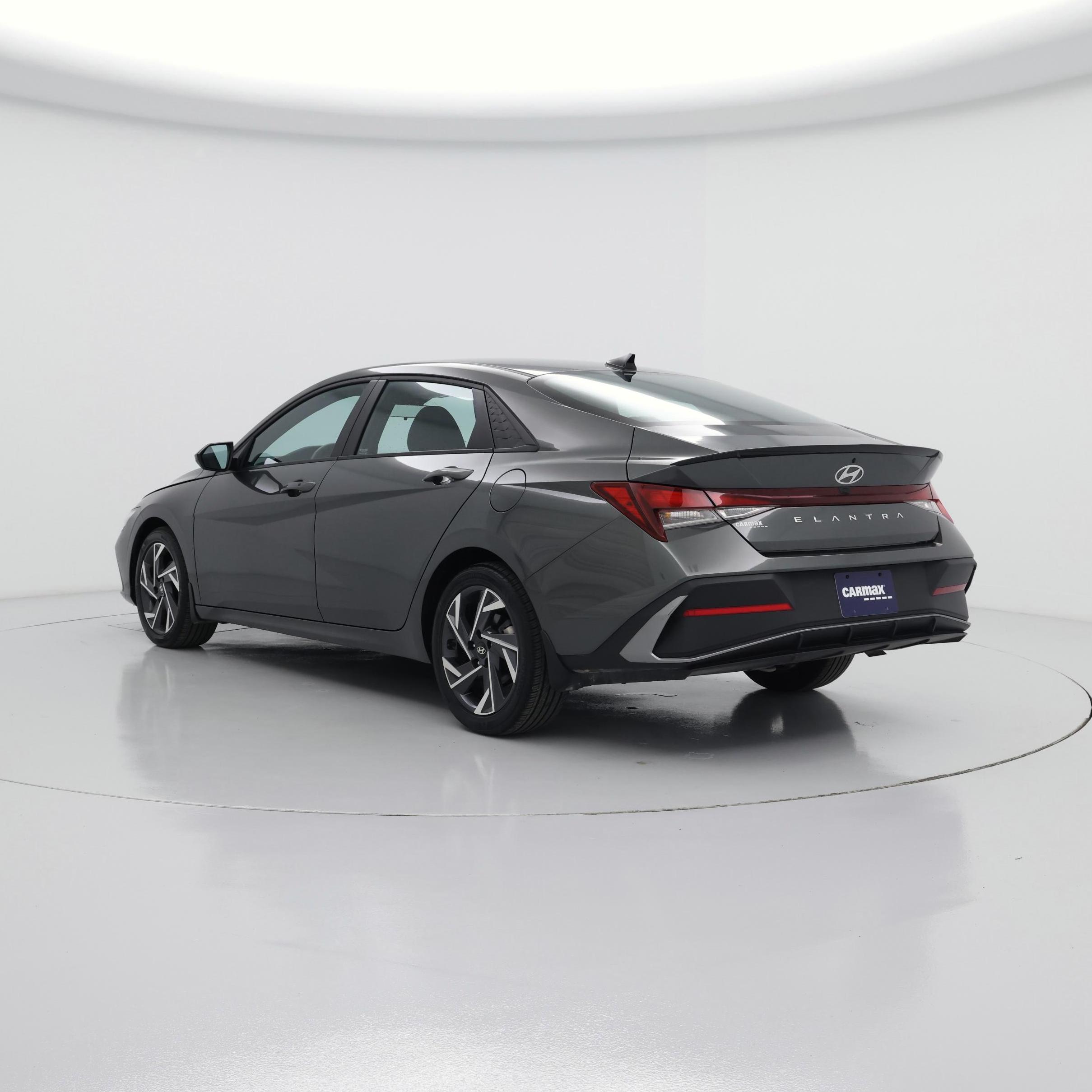 Thumbnail: 2025 Hyundai Elantra - 2