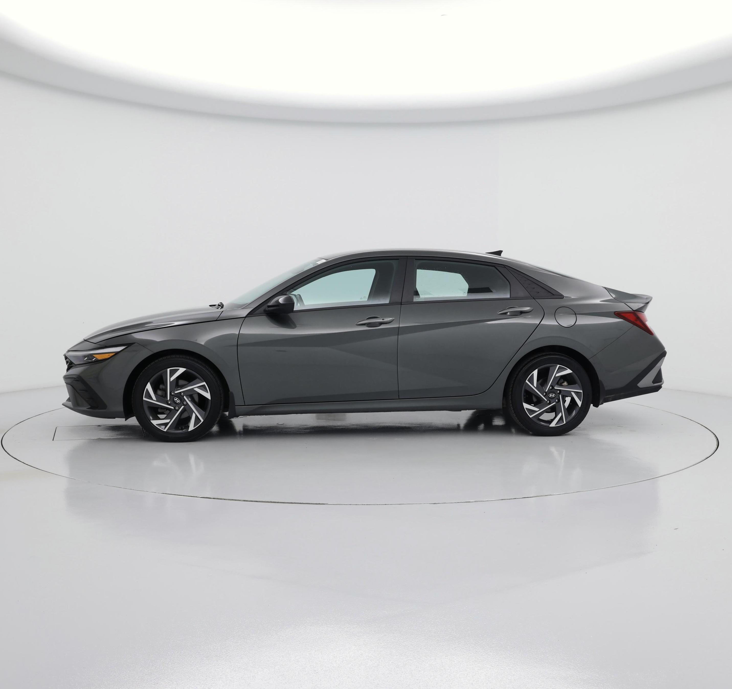 Thumbnail: 2025 Hyundai Elantra - 3