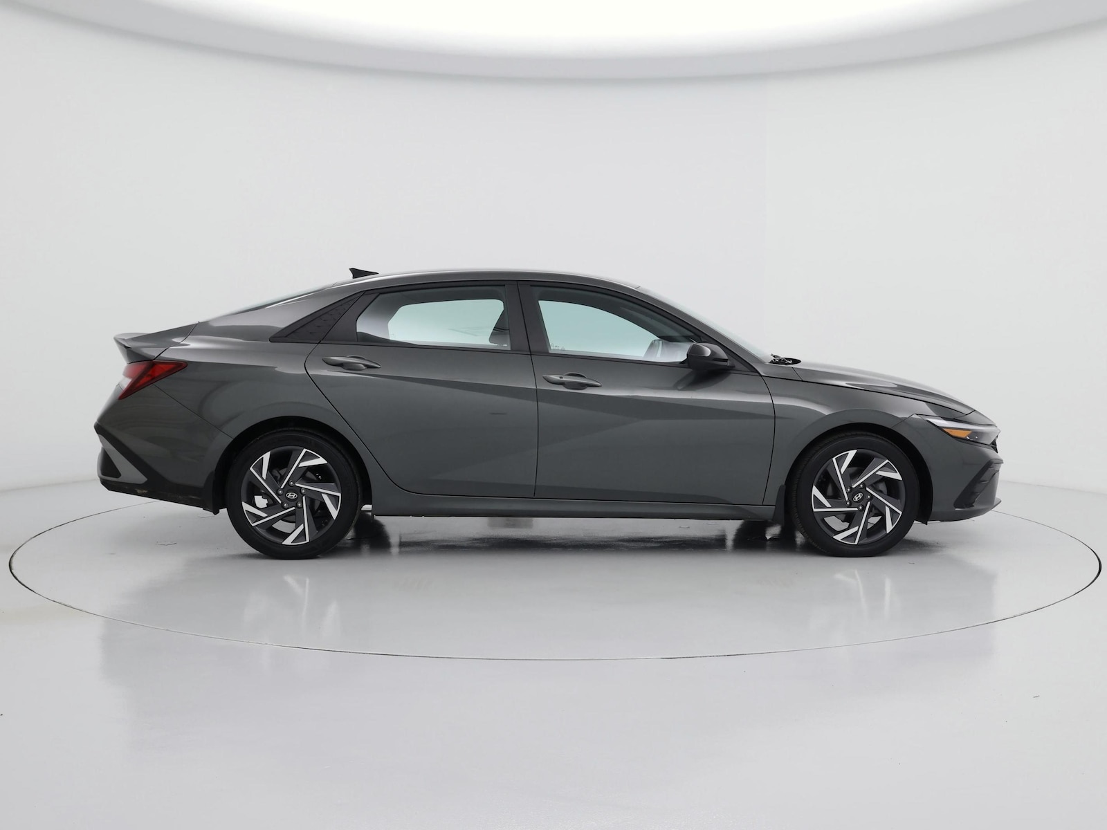 2025 Hyundai Elantra SEL - Photo 8