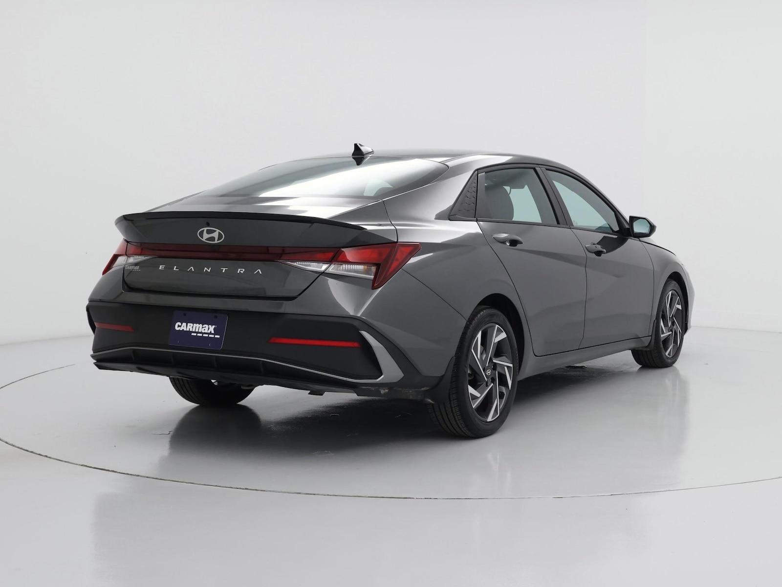 2025 Hyundai Elantra SEL - Photo 9