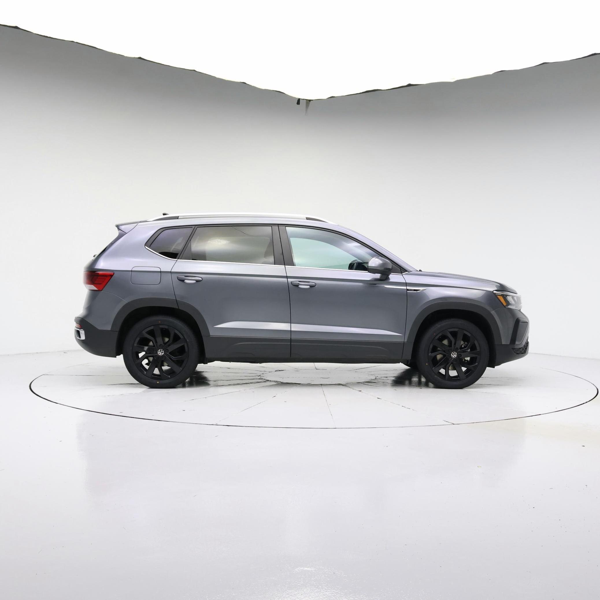 Thumbnail: 2022 Volkswagen Taos - 7