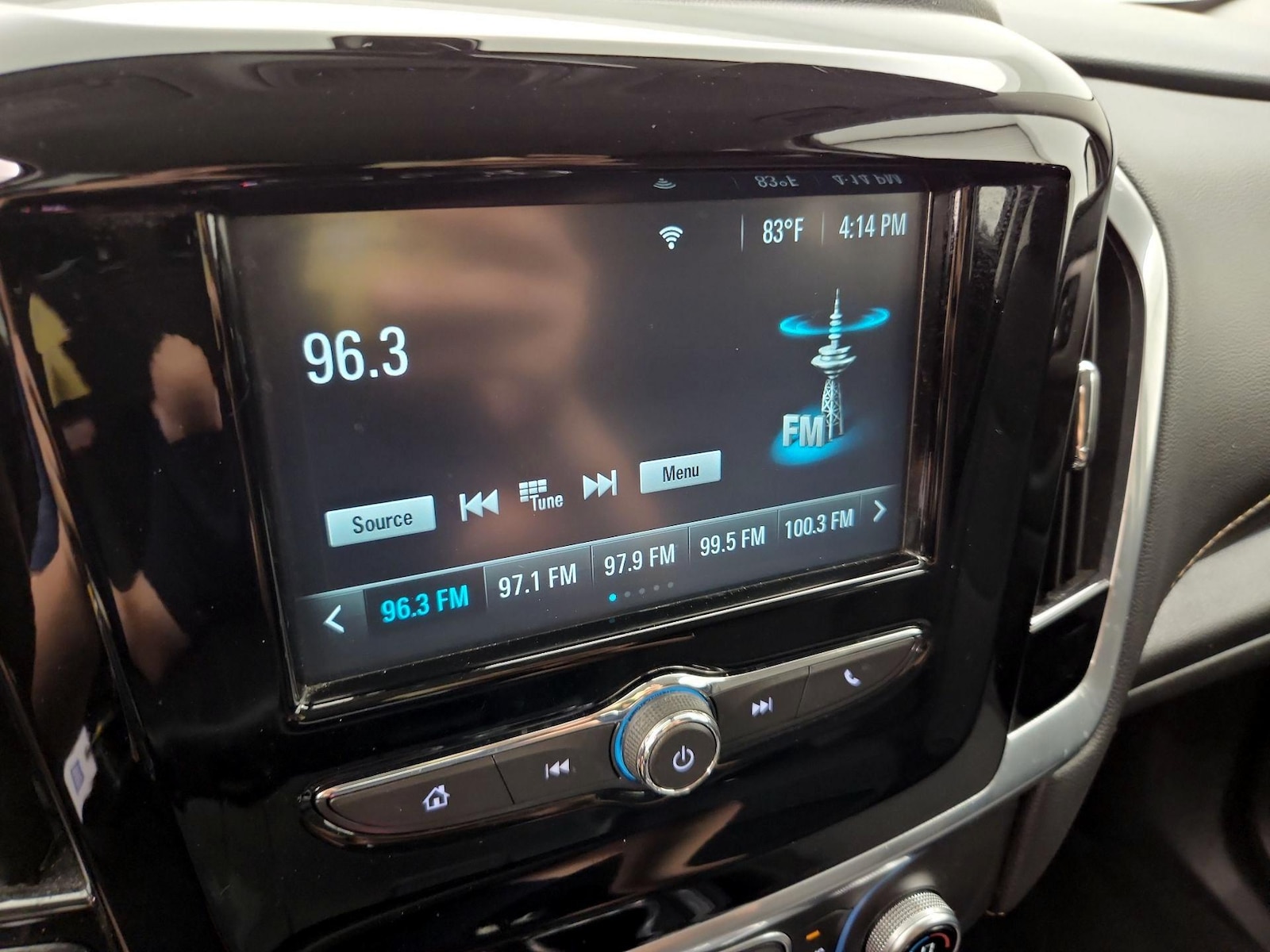 2019 Chevrolet Traverse LS - Photo 16