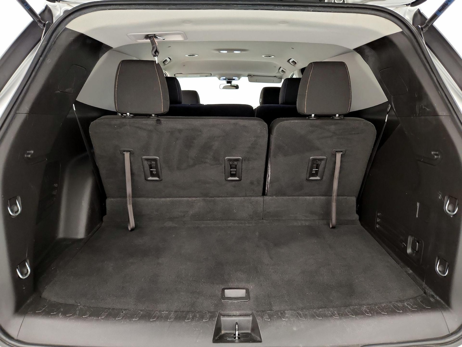 2019 Chevrolet Traverse LS - Photo 22