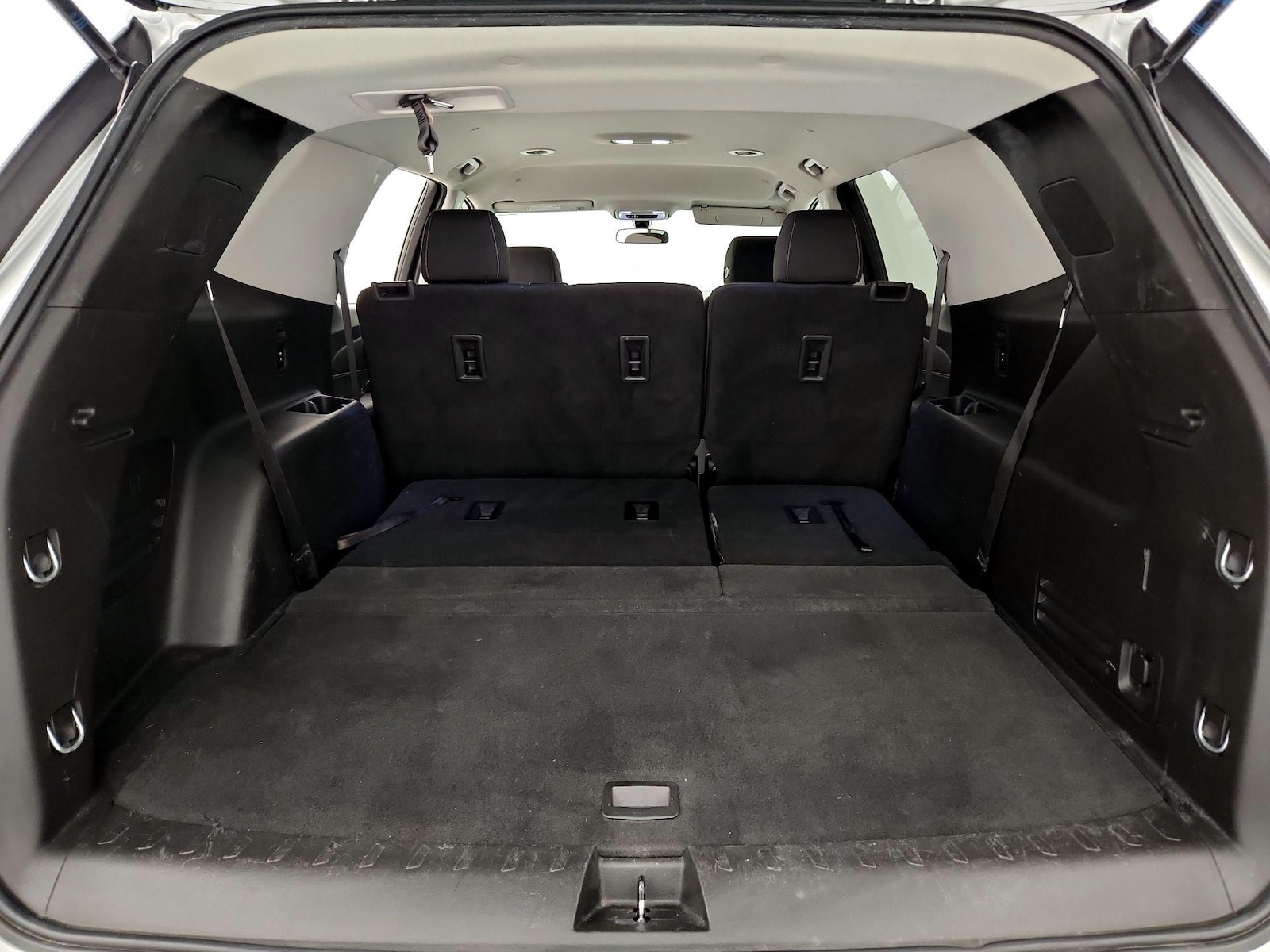 2019 Chevrolet Traverse LS - Photo 23