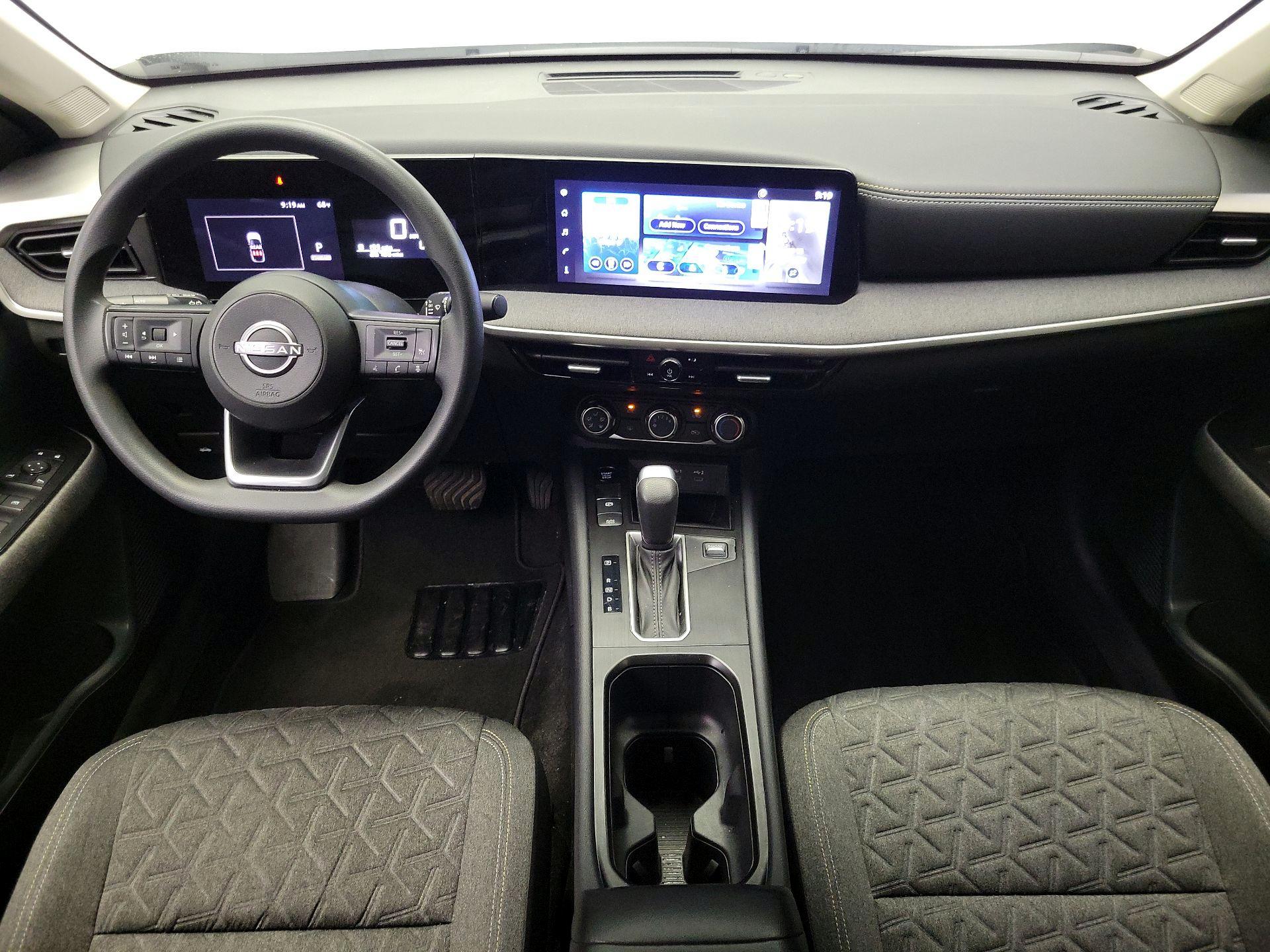 Thumbnail: 2025 Nissan Kicks - 9