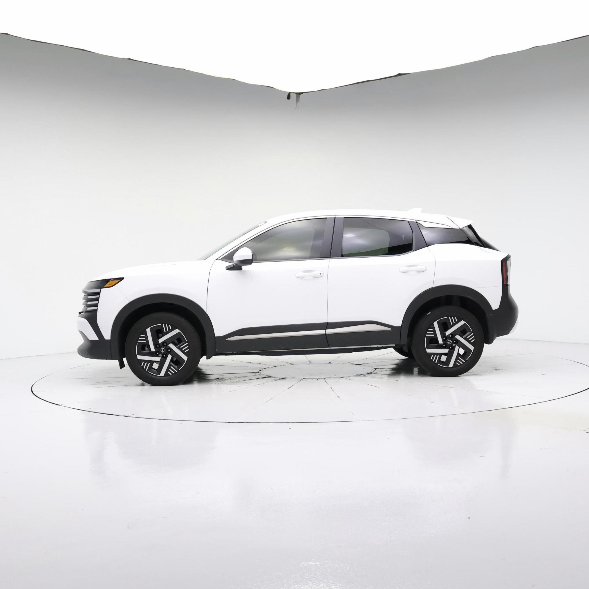 Thumbnail: 2025 Nissan Kicks - 3
