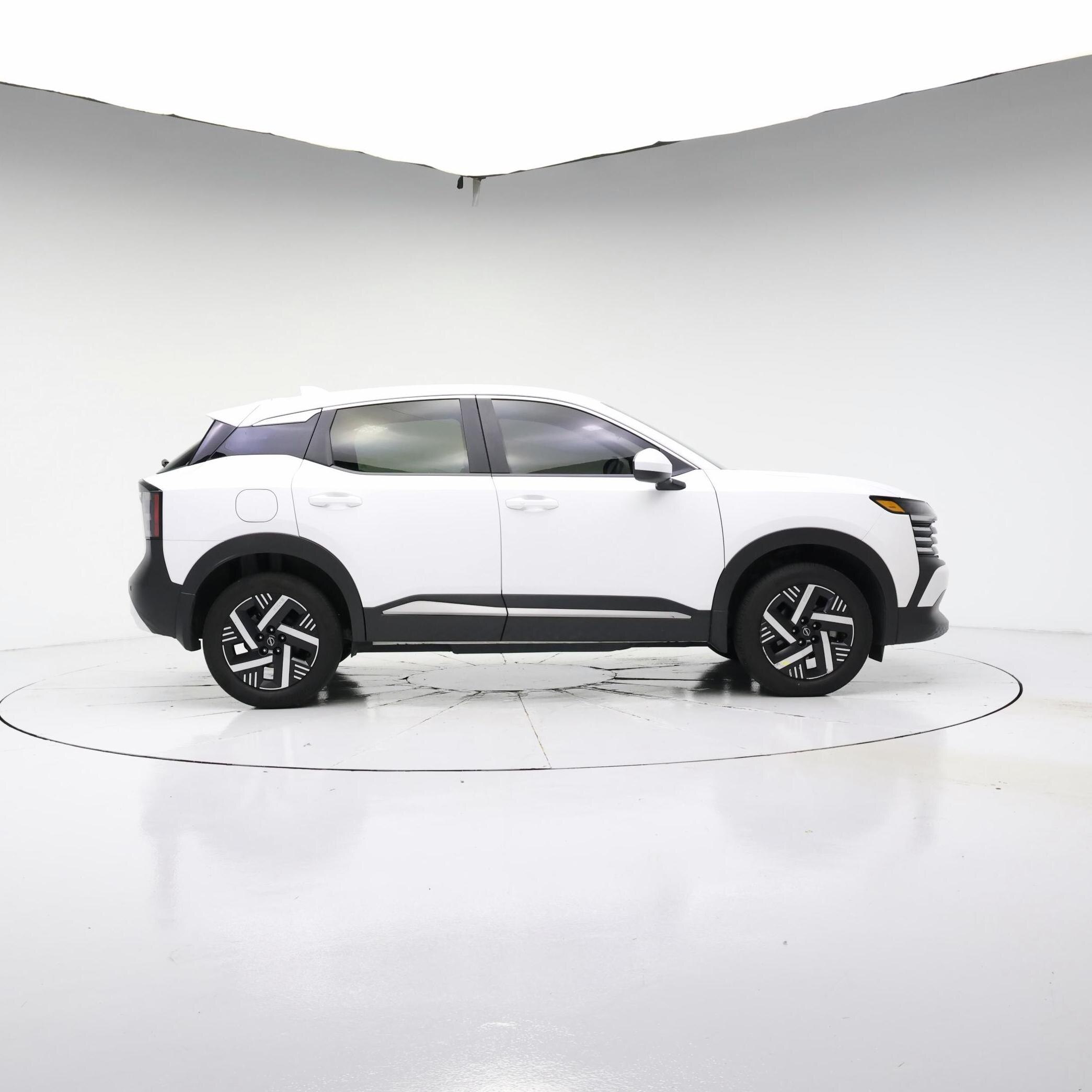 Thumbnail: 2025 Nissan Kicks - 7
