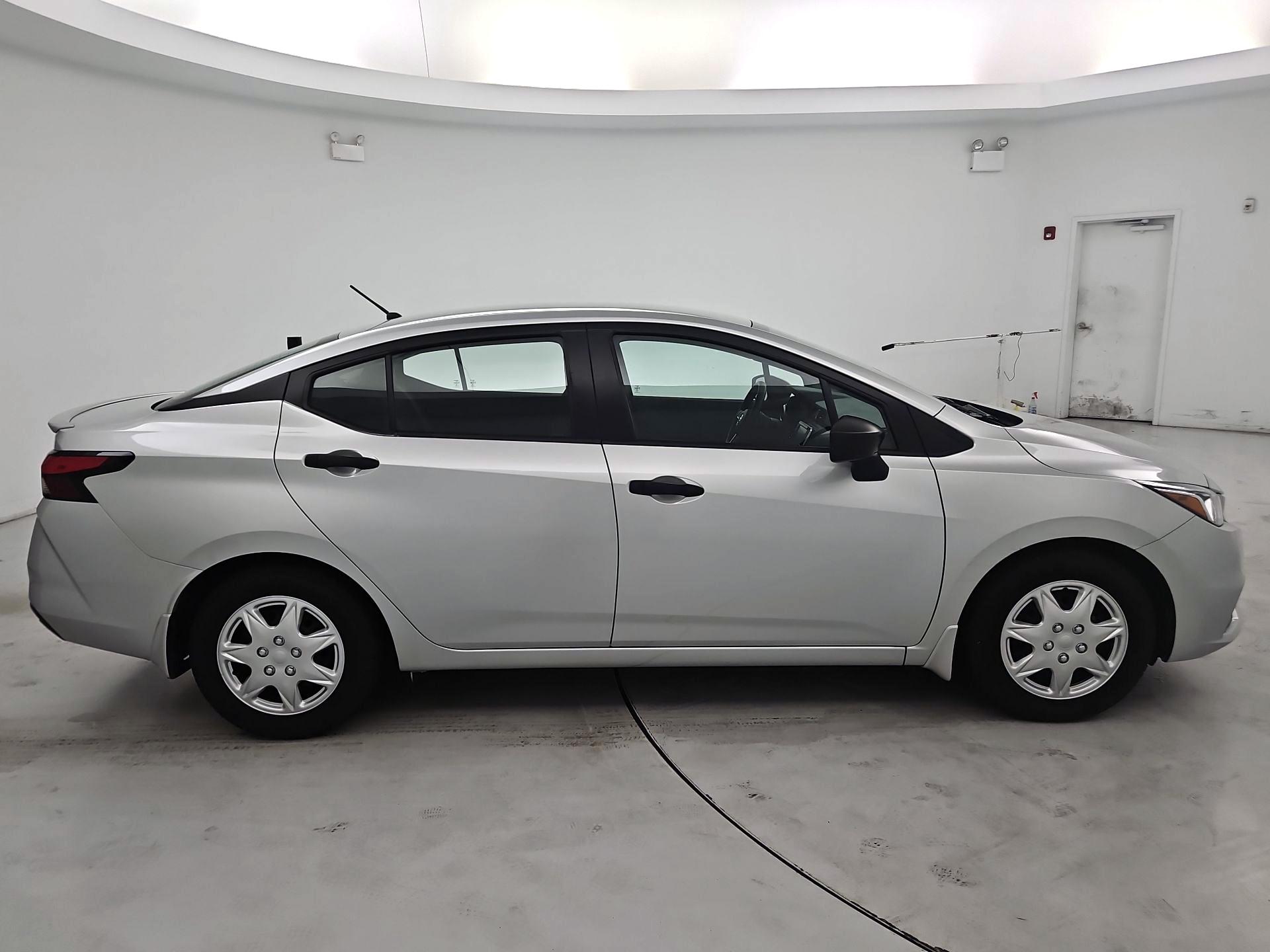 Thumbnail: 2022 Nissan Versa - 4