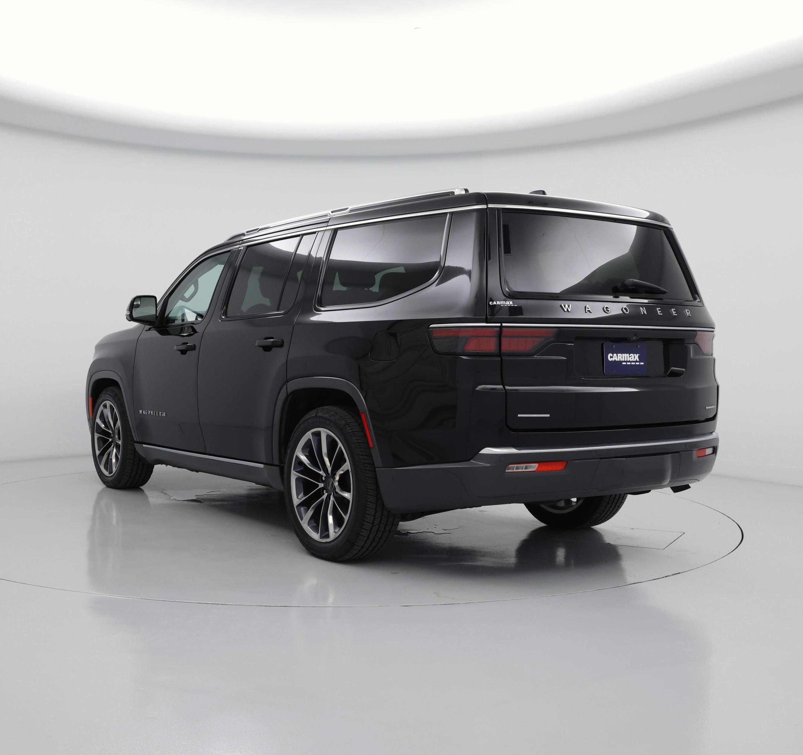 Thumbnail: 2022 Jeep Wagoneer - 2