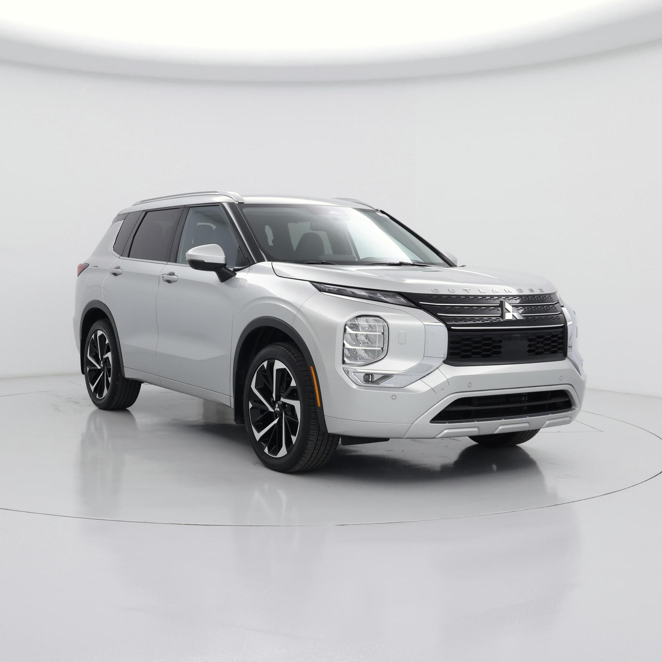 Gray 2024 Mitsubishi Outlander SUV / Crossover All-Wheel Drive Automatic
