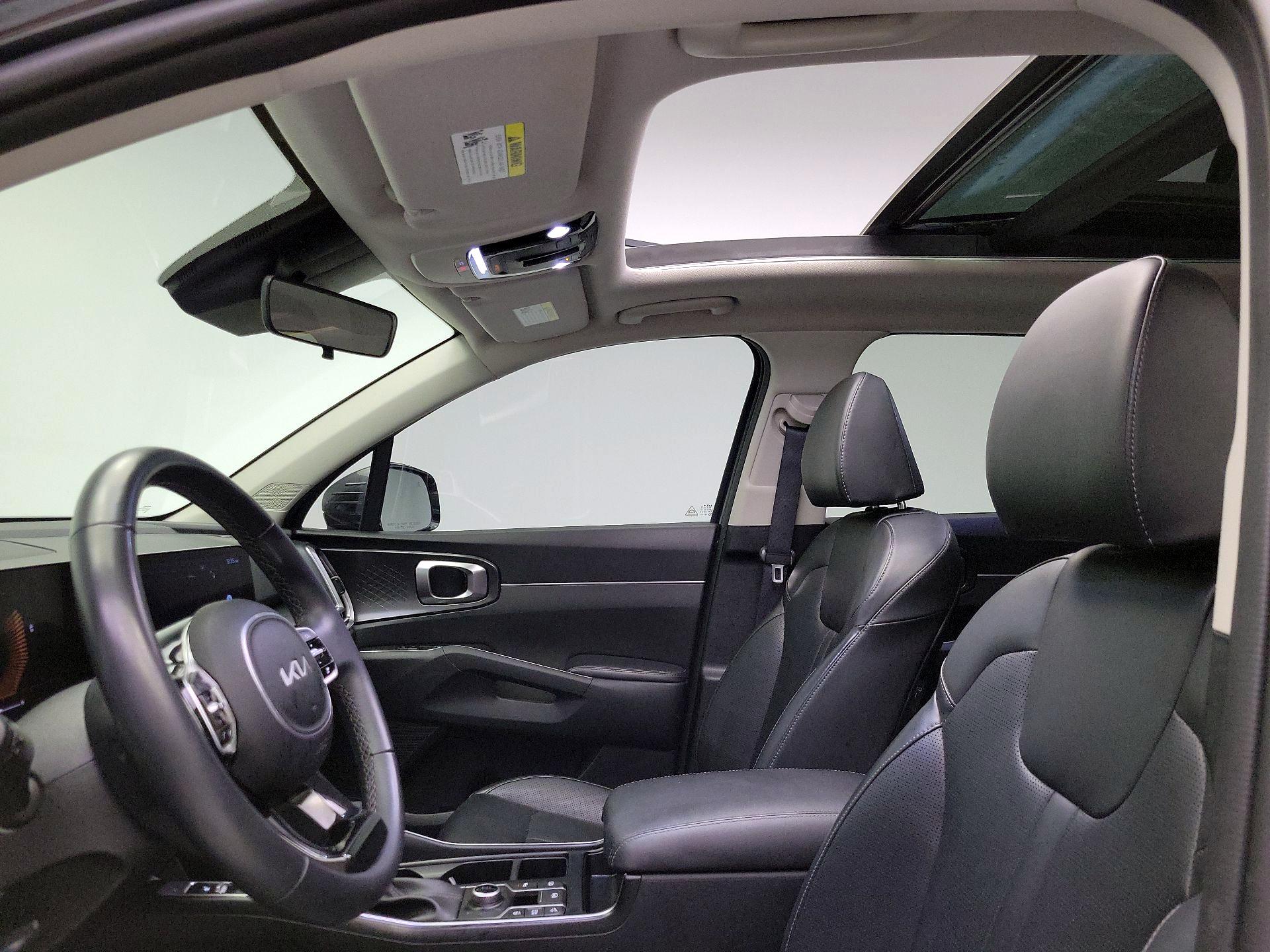 Thumbnail: 2025 Kia Sorento - 19