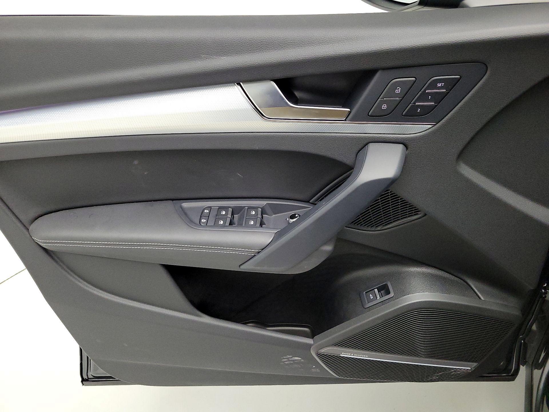 Thumbnail: 2024 Audi Q5 - 12